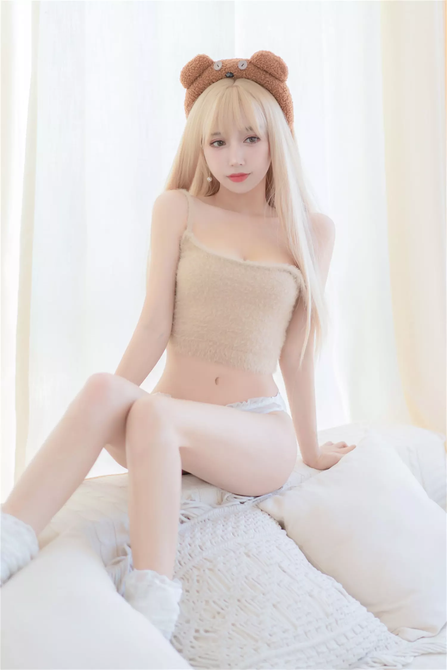 图片[18]-斗鱼米线线sama写真 小熊软糖 [30P] – 速更版-美库