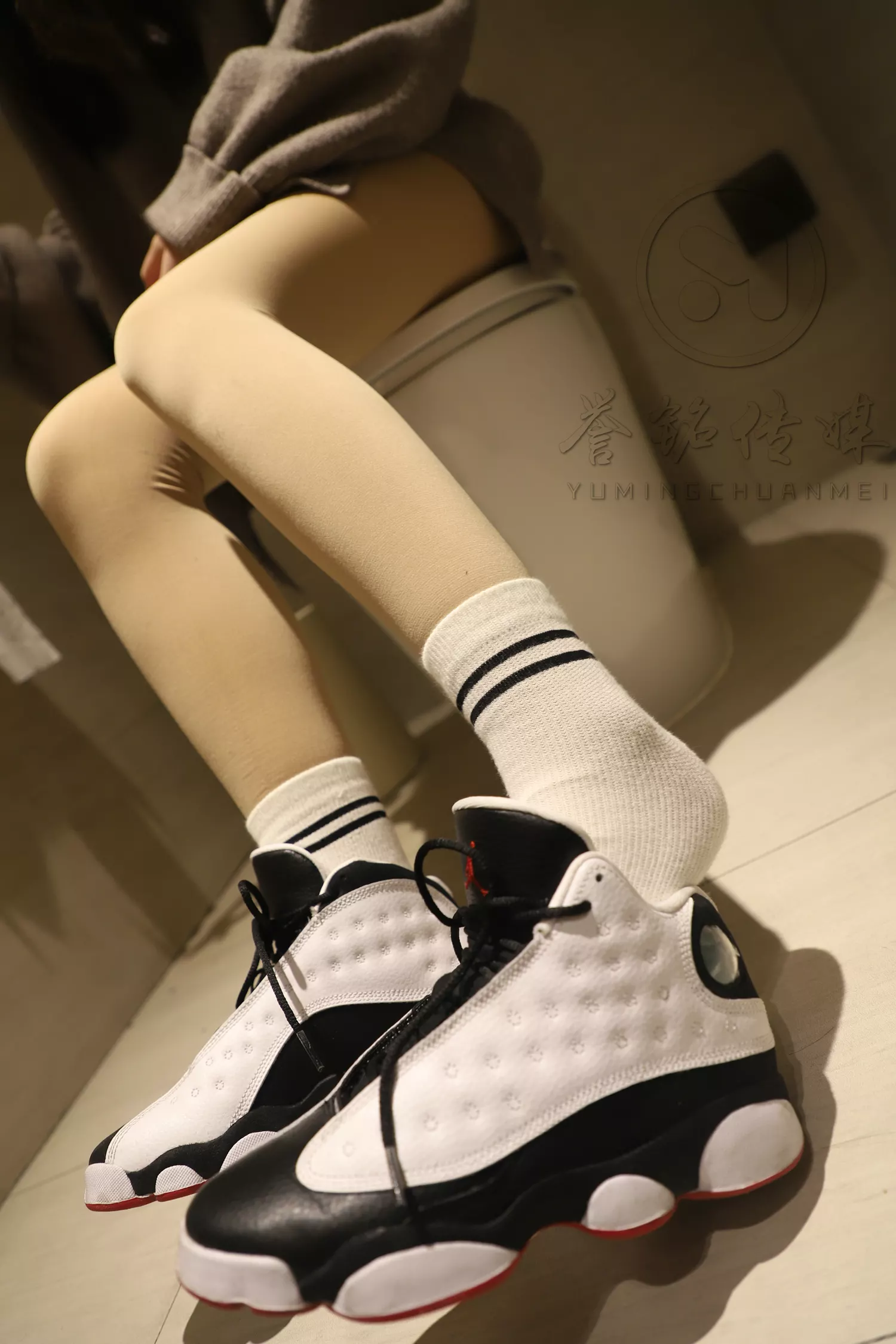 图片[34]-[誉铭传媒]袜足摄影 2019年 NO.014 卫生间丝足[140P] – 速更版-美库