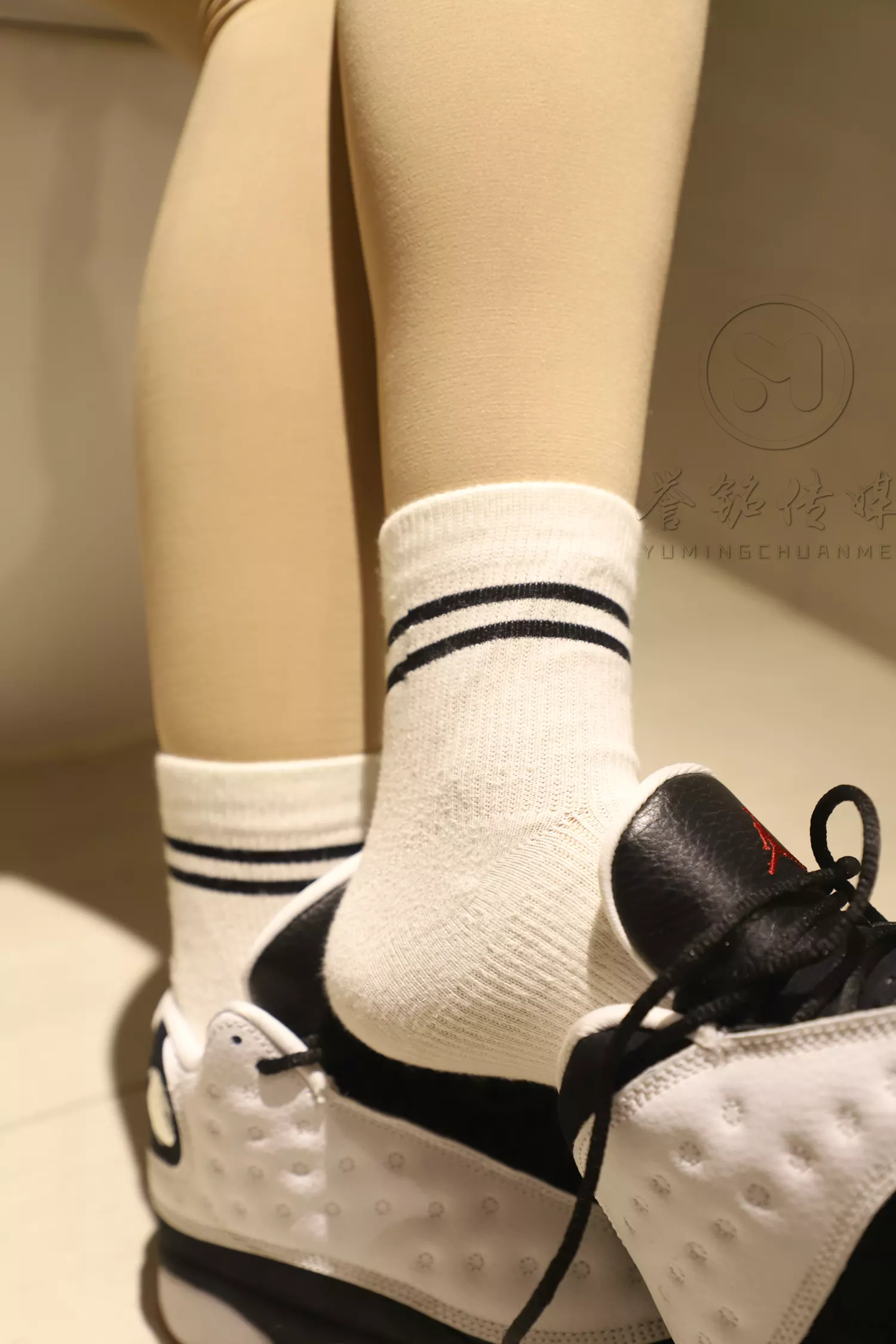 图片[37]-[誉铭传媒]袜足摄影 2019年 NO.014 卫生间丝足[140P] – 速更版-美库