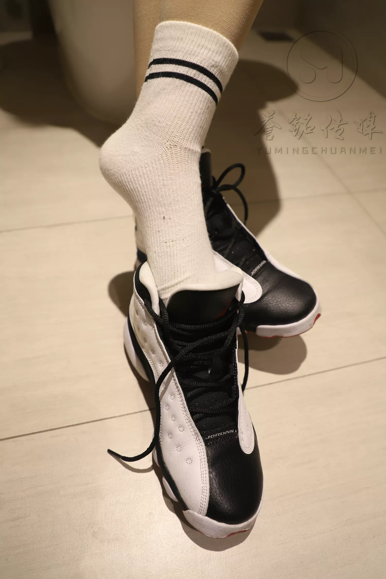 图片[39]-[誉铭传媒]袜足摄影 2019年 NO.014 卫生间丝足[140P] – 速更版-美库