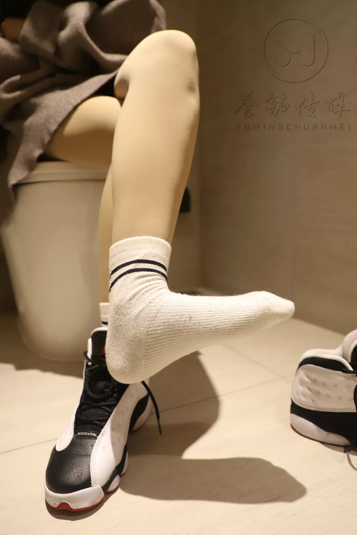 图片[44]-[誉铭传媒]袜足摄影 2019年 NO.014 卫生间丝足[140P] – 速更版-美库