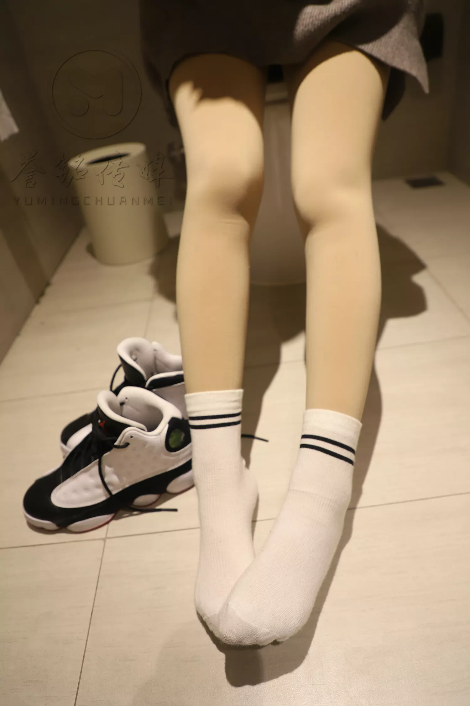 图片[64]-[誉铭传媒]袜足摄影 2019年 NO.014 卫生间丝足[140P] – 速更版-美库