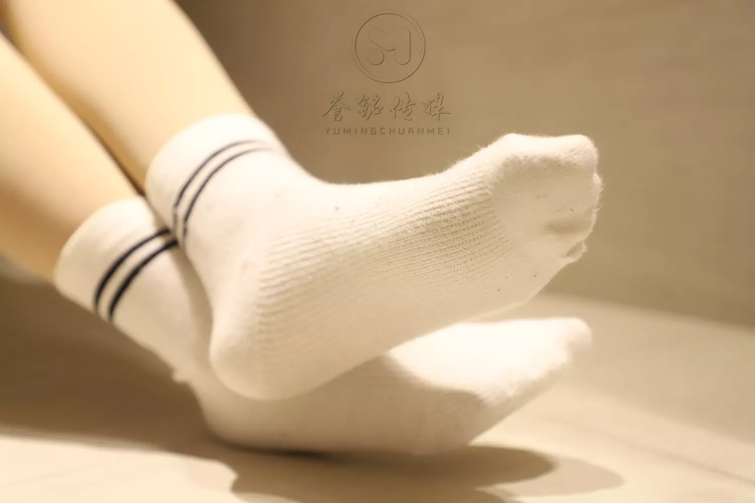 图片[73]-[誉铭传媒]袜足摄影 2019年 NO.014 卫生间丝足[140P] – 速更版-美库