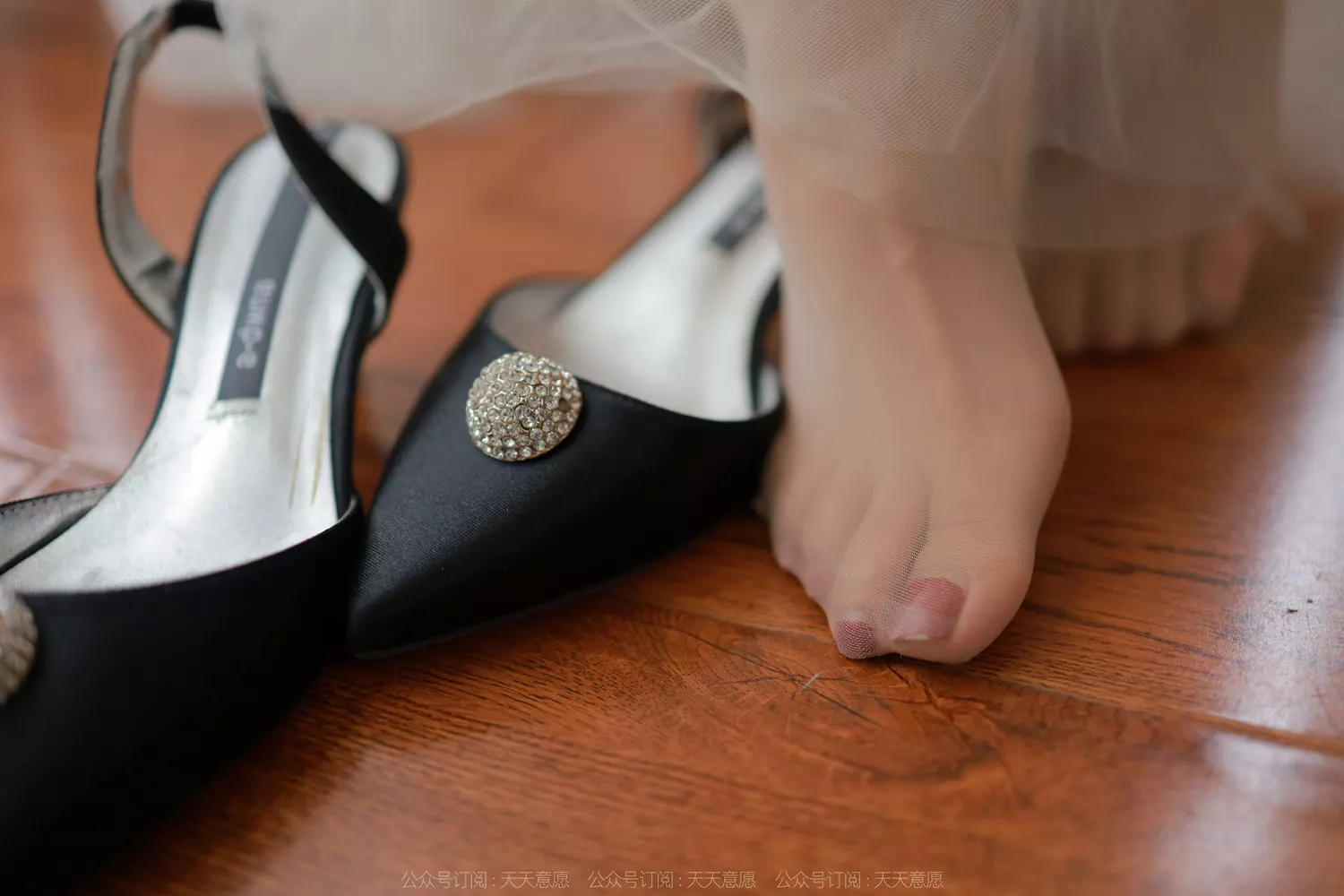 图片[10]-[IESS异思趣向] 2022.04.30 丝享家1075：美子《女追男隔层纱》[89P] – 速更版-美库