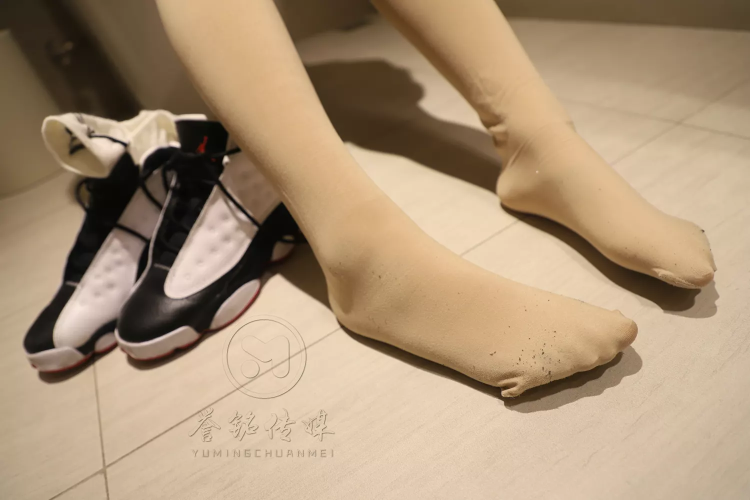 图片[112]-[誉铭传媒]袜足摄影 2019年 NO.014 卫生间丝足[140P] – 速更版-美库
