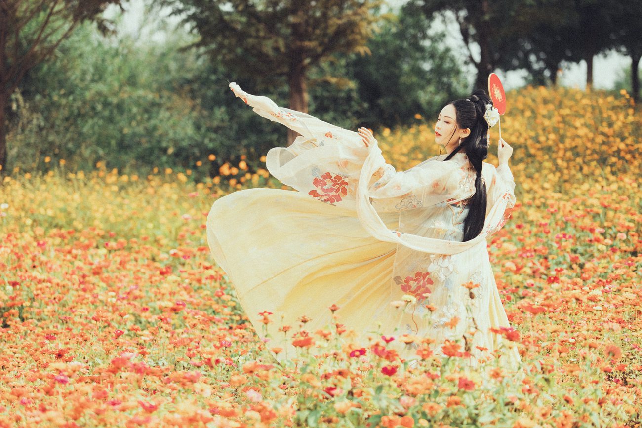 图片[15]-[YITUYU艺图语] 2021.10.16 花期未央 Seven [38P] – 速更版-美库