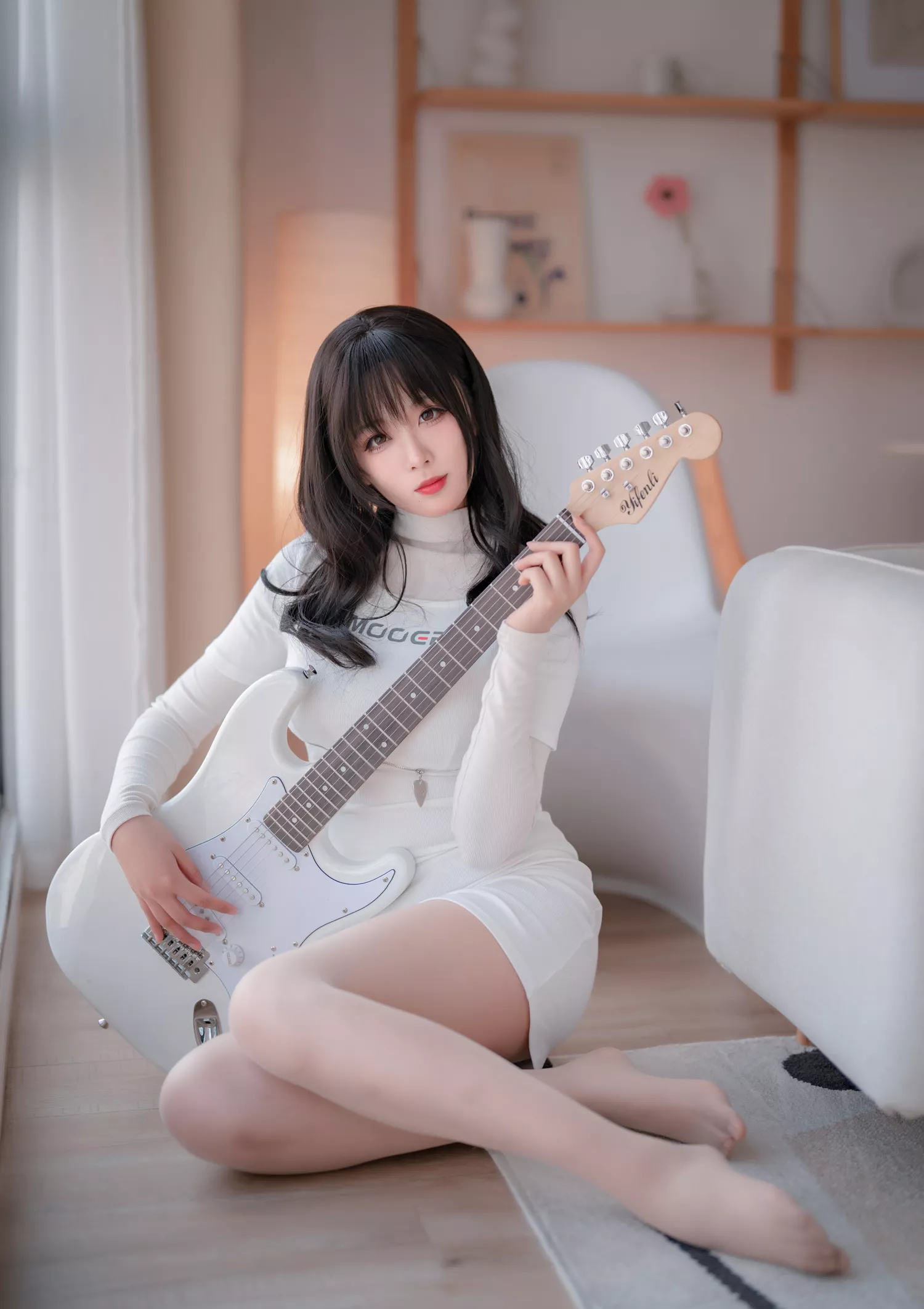 图片[15]-轩萧学姐 吉他妹妹 肉丝套 [21P] – 速更版-美库