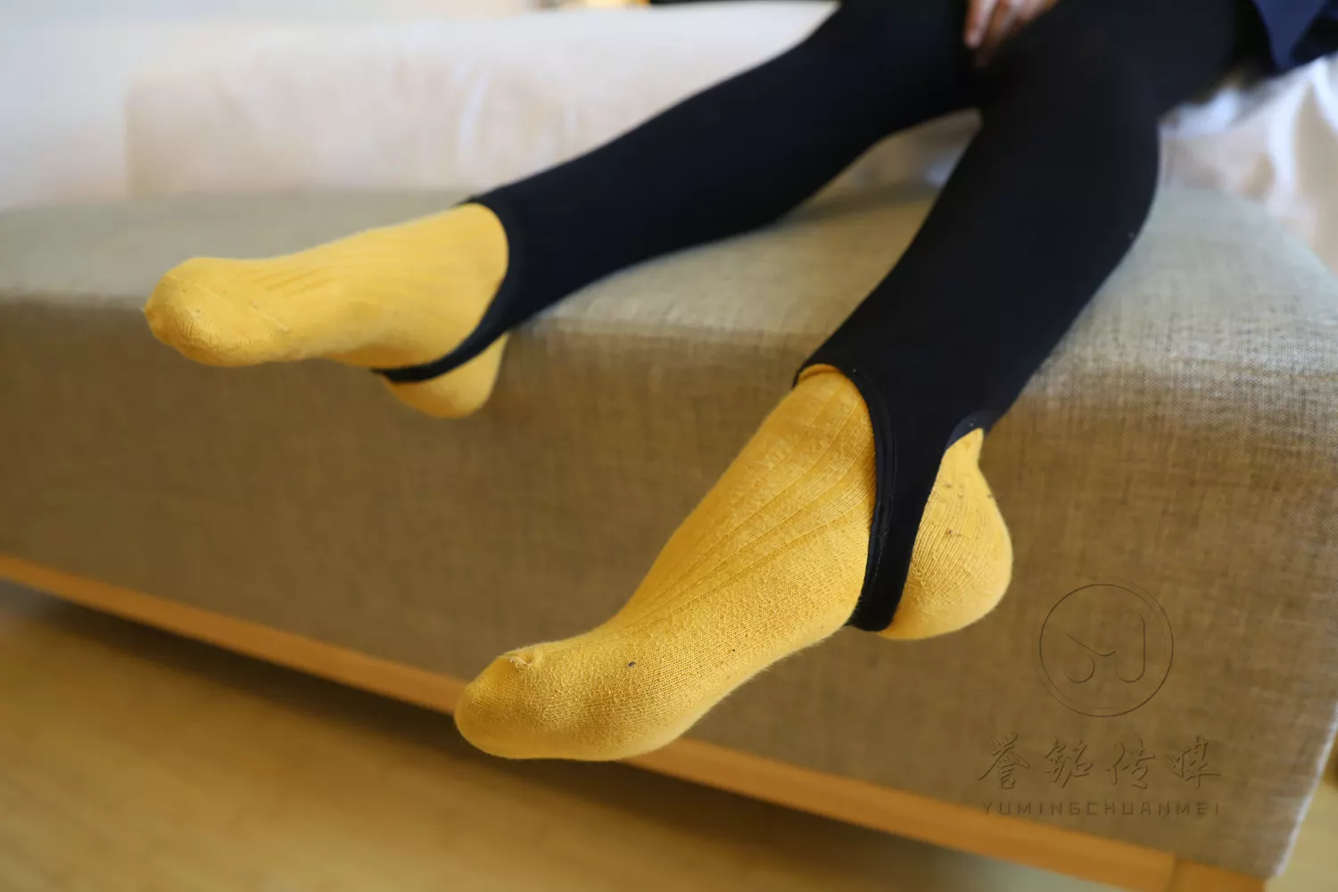 图片[47]-[誉铭传媒]袜足摄影 2019年 NO.015 黄棉袜裸足[150P] – 速更版-美库