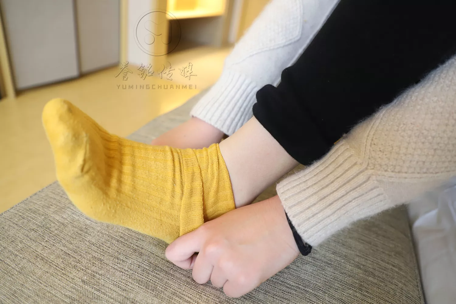 图片[101]-[誉铭传媒]袜足摄影 2019年 NO.015 黄棉袜裸足[150P] – 速更版-美库