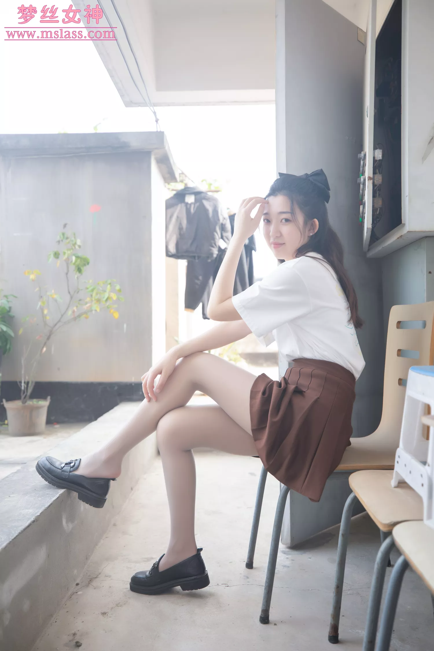 图片[35]-[MSLASS梦丝女神]2022.04.11 丝袜JK小格调 张小雪[59P] – 速更版-美库