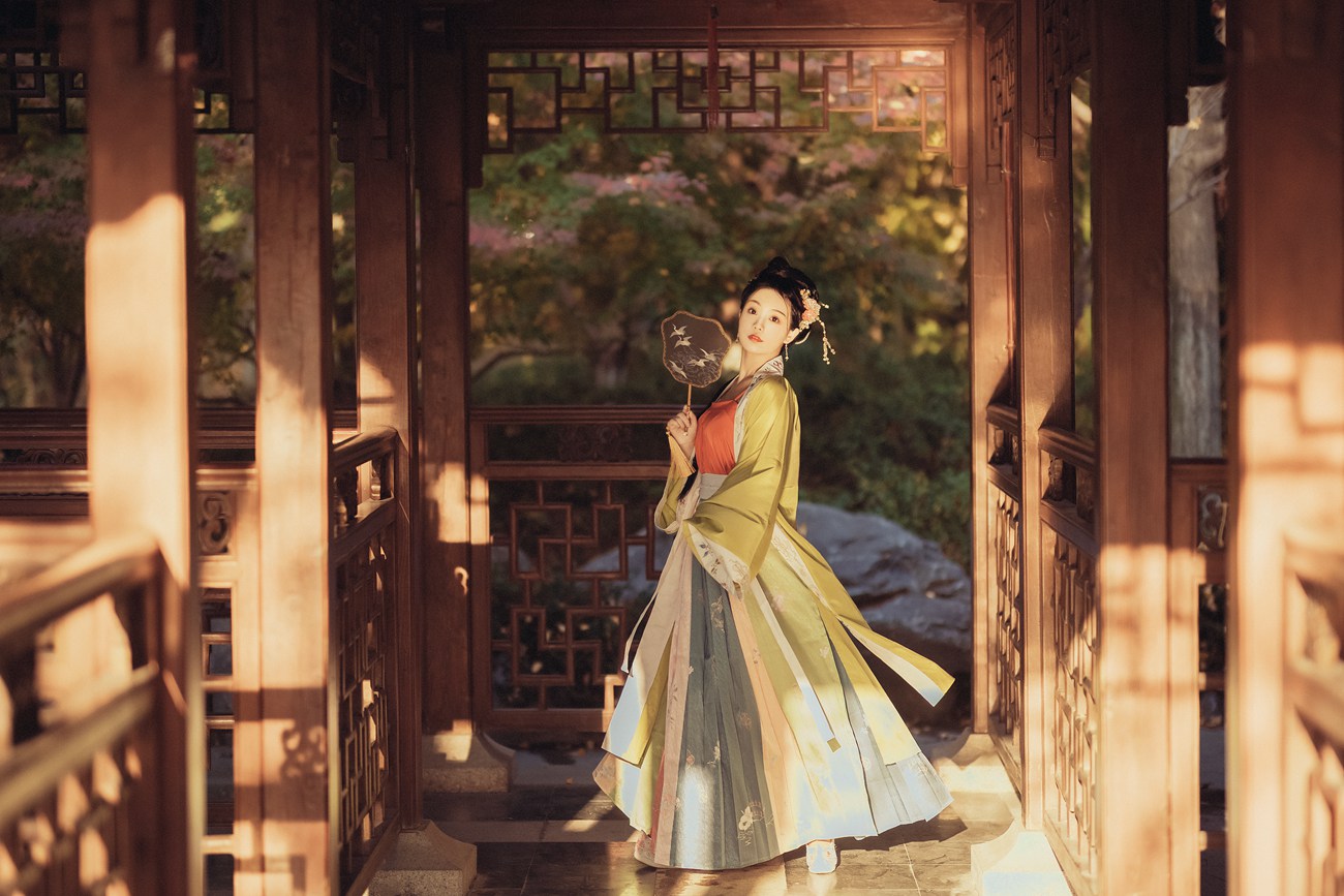 图片[26]-[YITUYU艺图语] 2021.10.18 临江秋枫 Seven [37P] – 速更版-美库