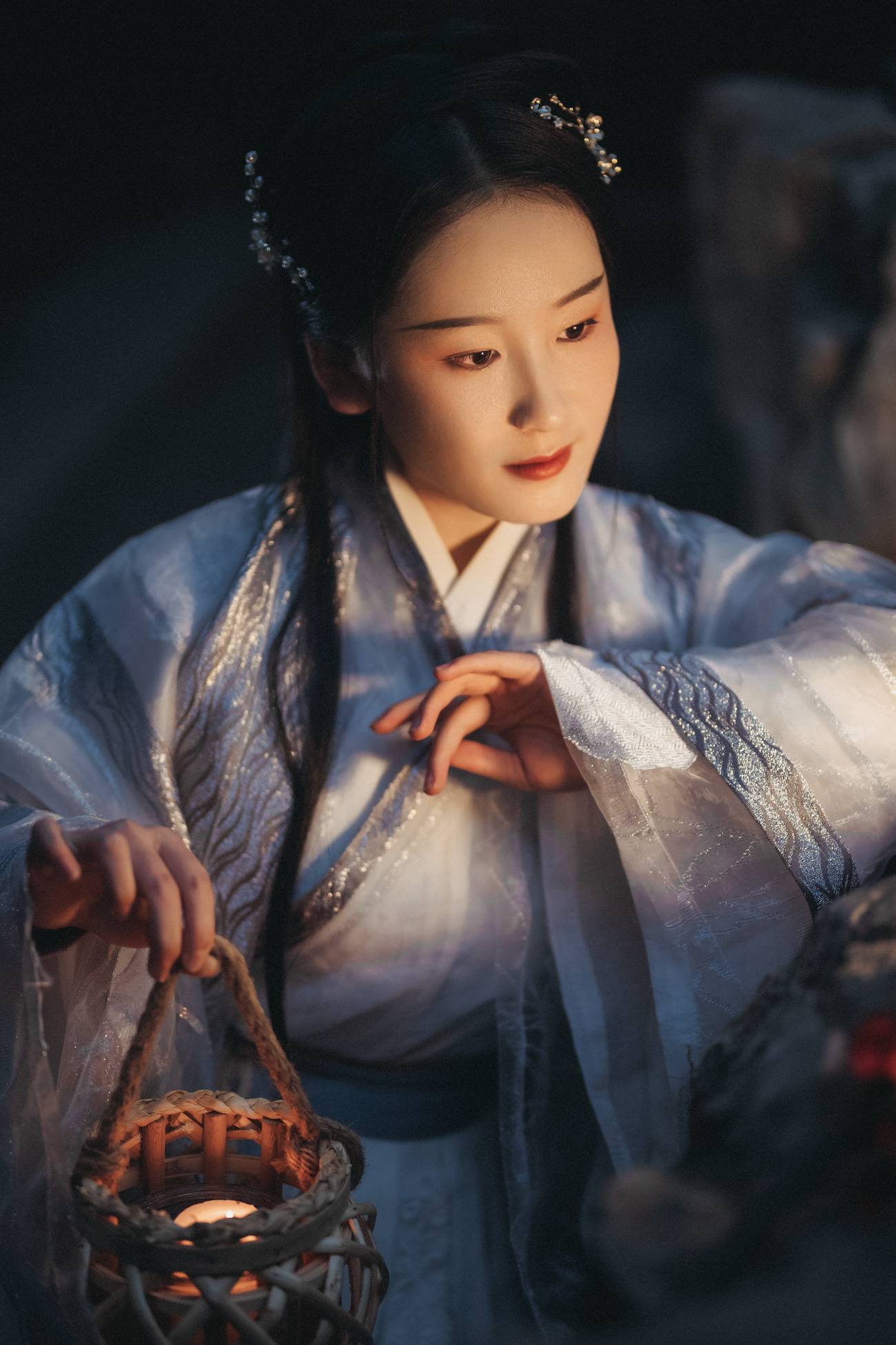 图片[15]-[YITUYU艺图语] 2021.10.19 南歌子 淡蓝色忧伤静流淌 [27P] – 速更版-美库