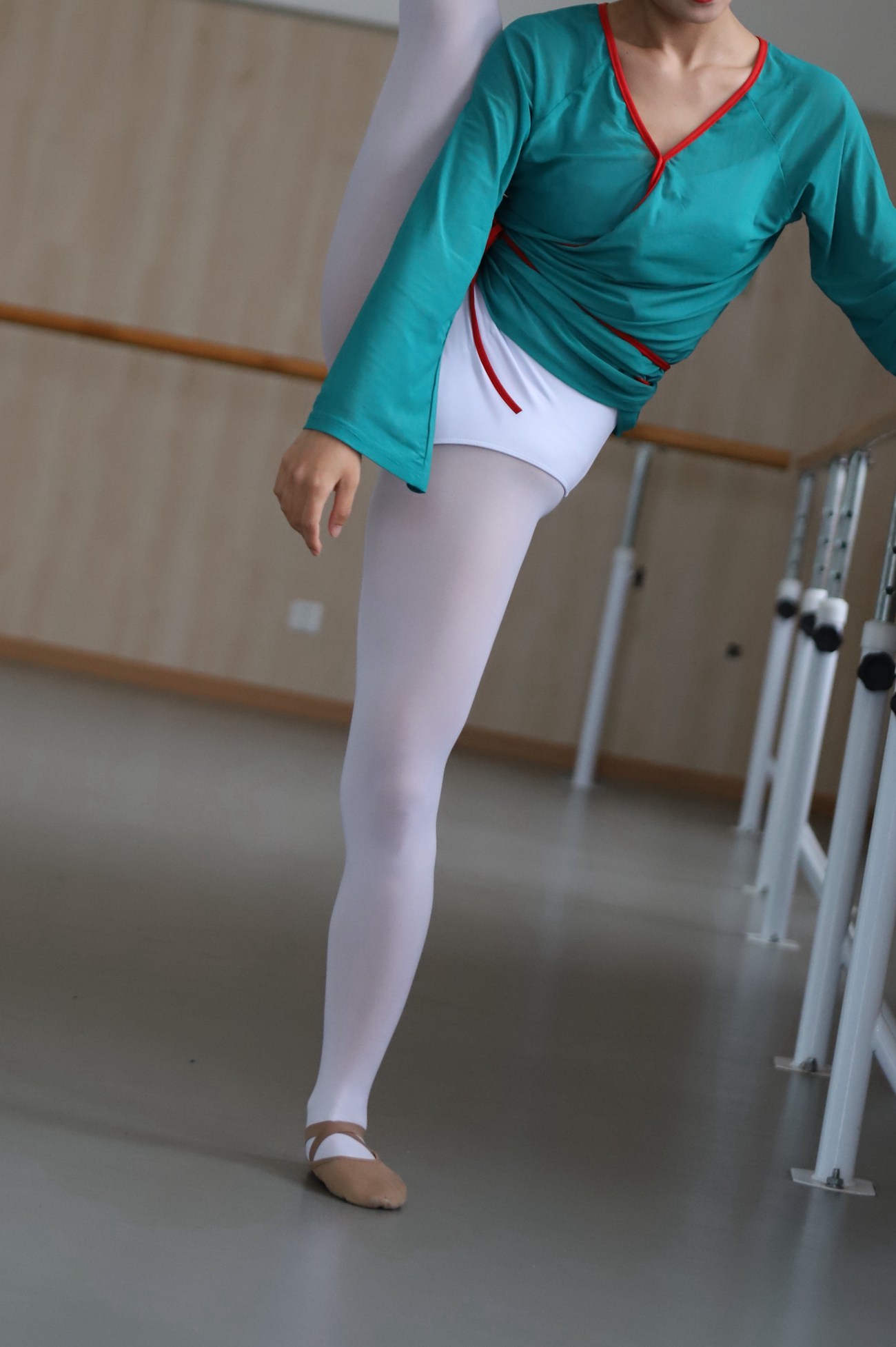 图片[23]-大西瓜爱牙膏-2019 7x活动 模特2（二） 舞蹈白 [157P] – 速更版-美库