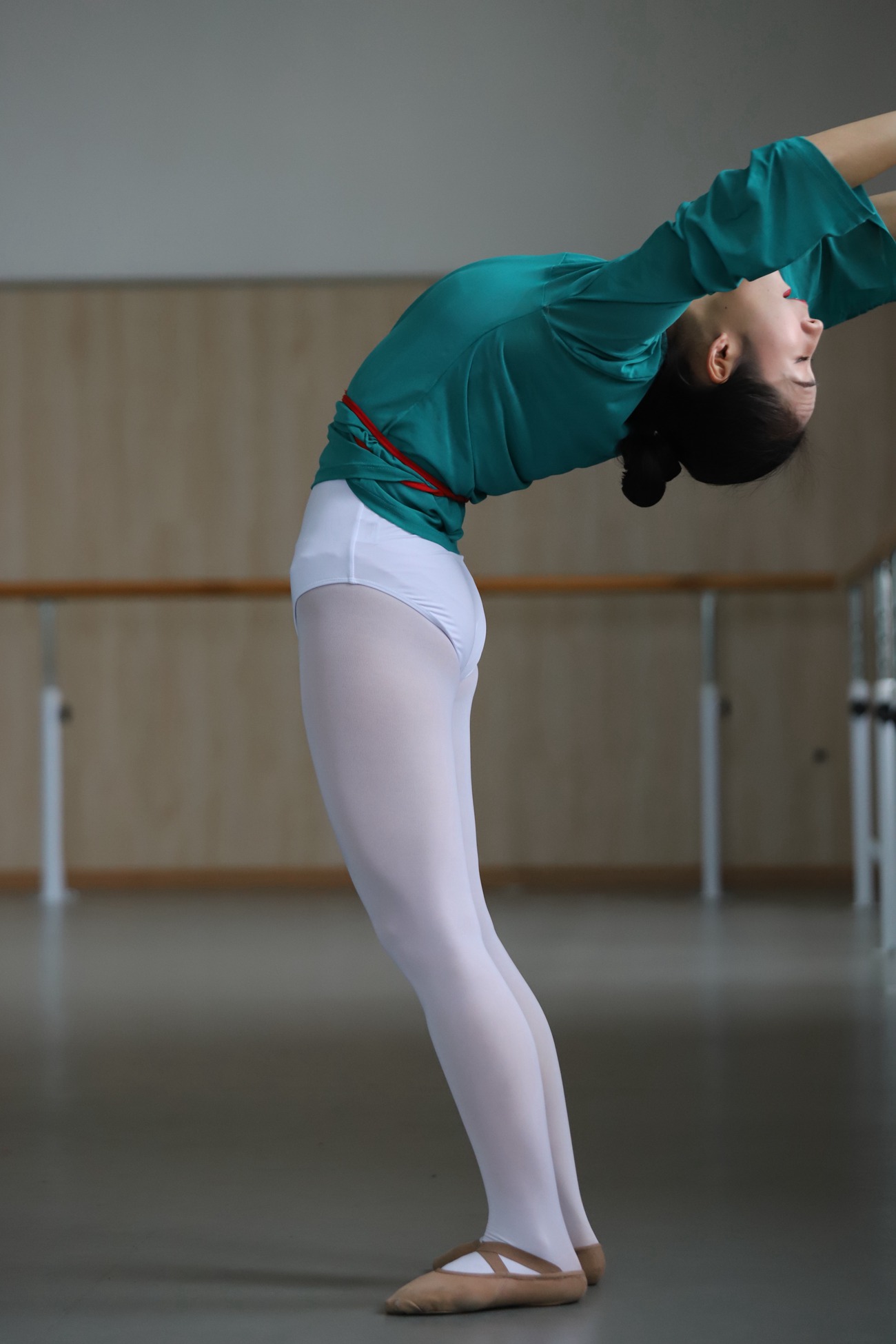 图片[42]-大西瓜爱牙膏-2019 7x活动 模特2（二） 舞蹈白 [157P] – 速更版-美库