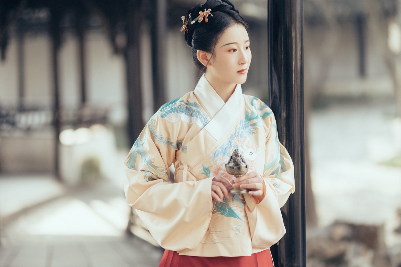 图片[11]-[YITUYU艺图语] 2021.10.20 春词 淡蓝色忧伤静流淌 [25P] – 速更版-美库