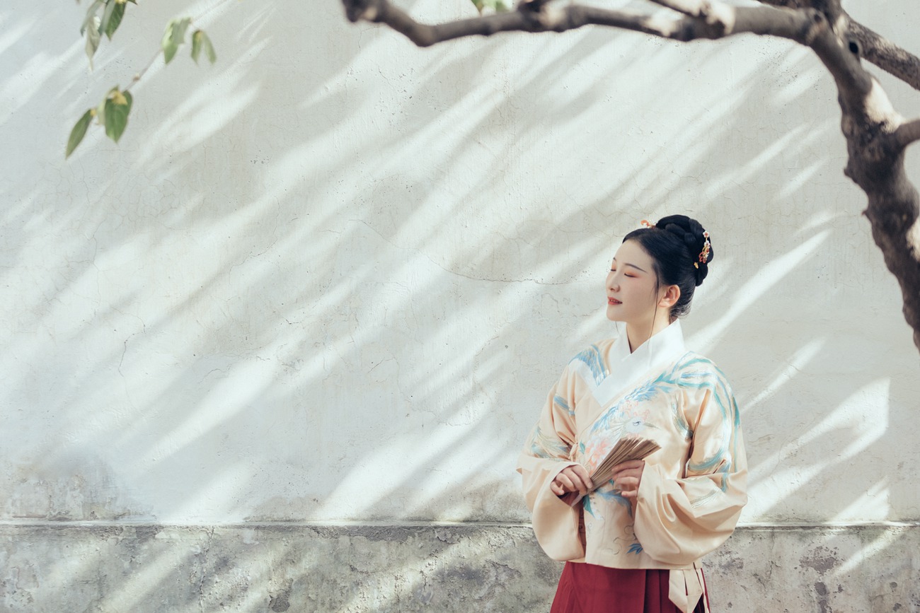 图片[17]-[YITUYU艺图语] 2021.10.20 春词 淡蓝色忧伤静流淌 [25P] – 速更版-美库