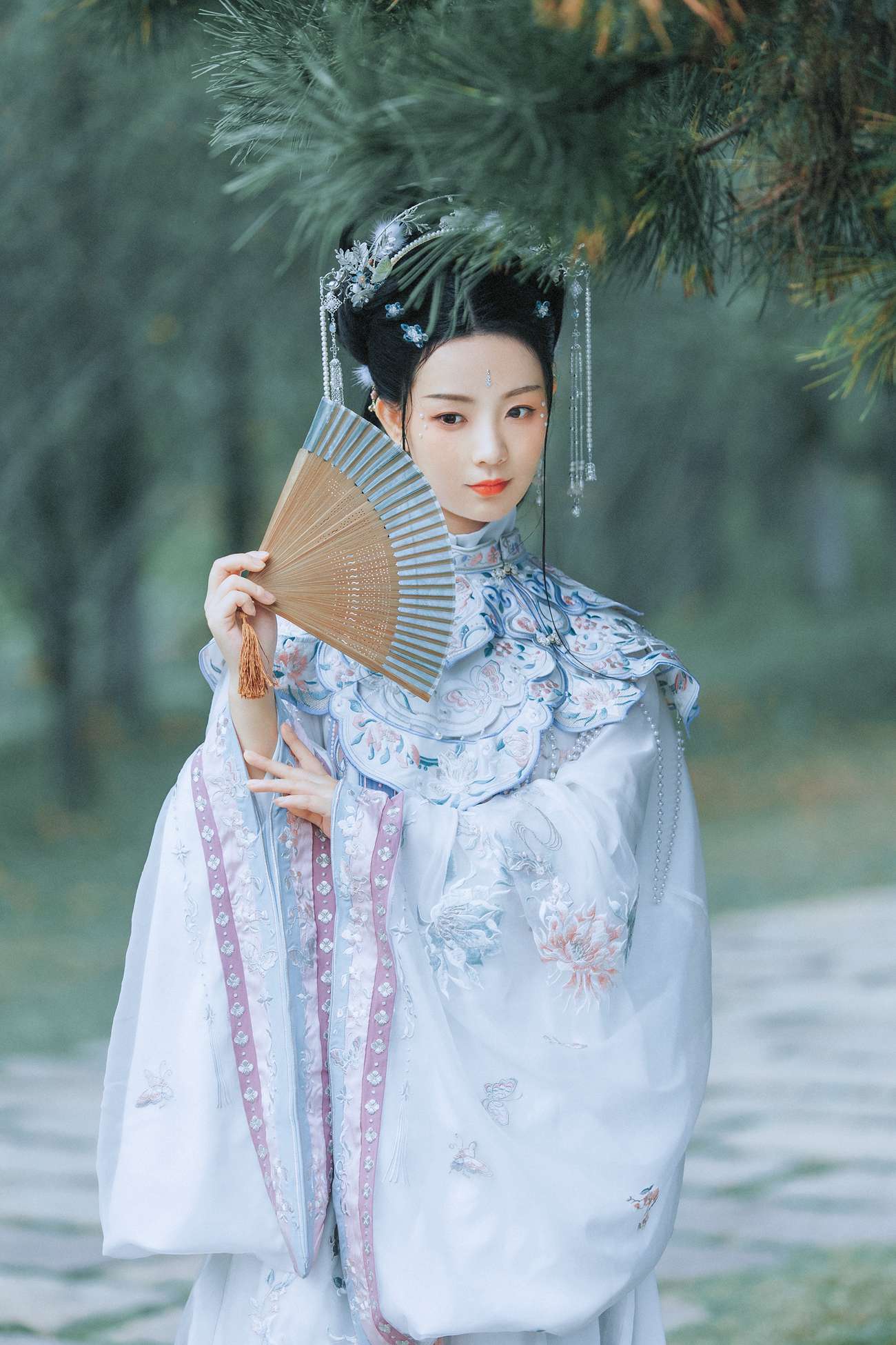 图片[13]-[YITUYU艺图语] 2021.10.19 清寒里 Seven [42P] – 速更版-美库