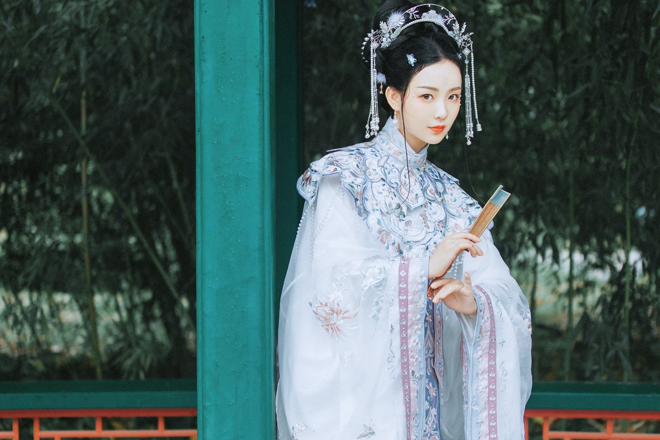 图片[21]-[YITUYU艺图语] 2021.10.19 清寒里 Seven [42P] – 速更版-美库