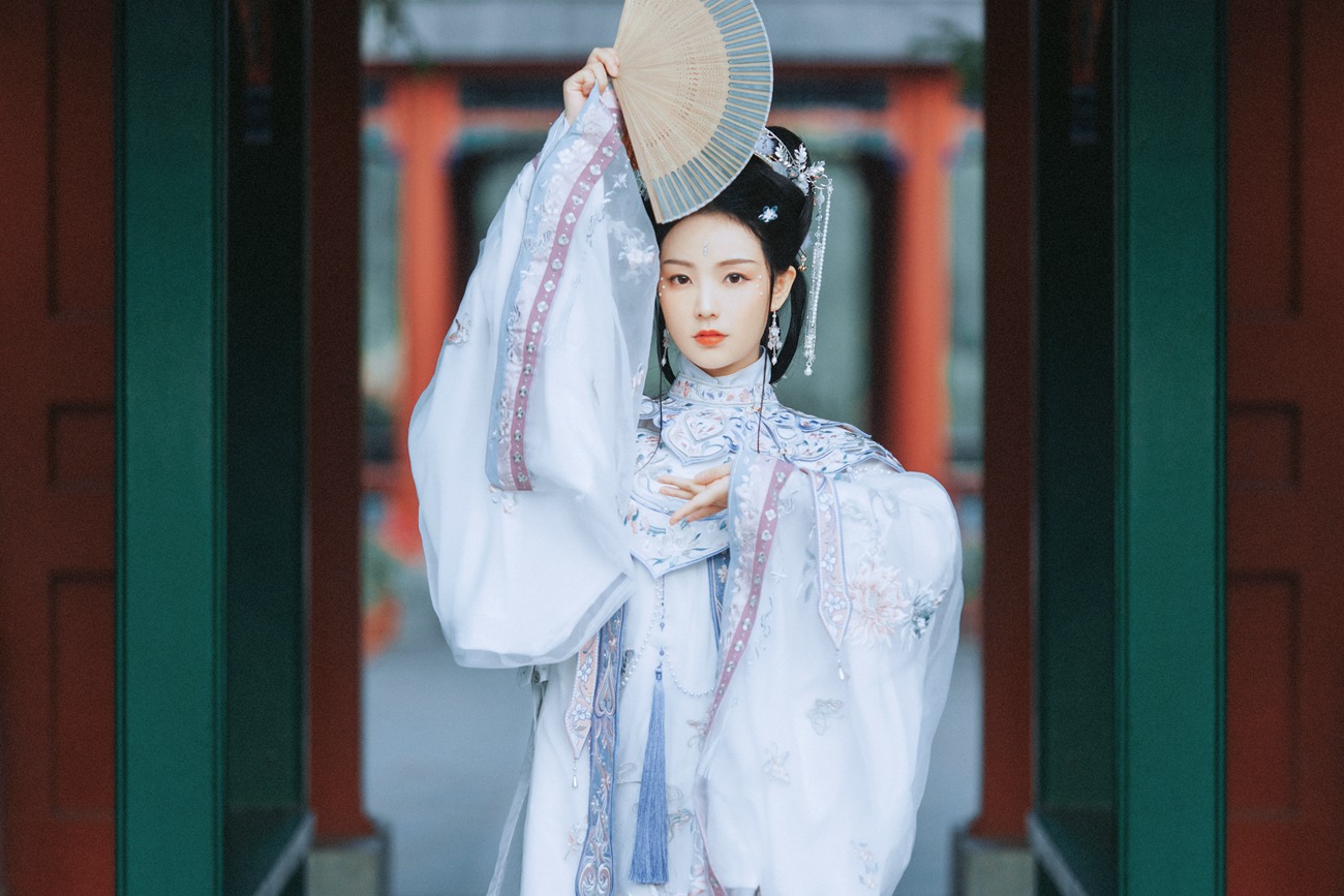 图片[25]-[YITUYU艺图语] 2021.10.19 清寒里 Seven [42P] – 速更版-美库