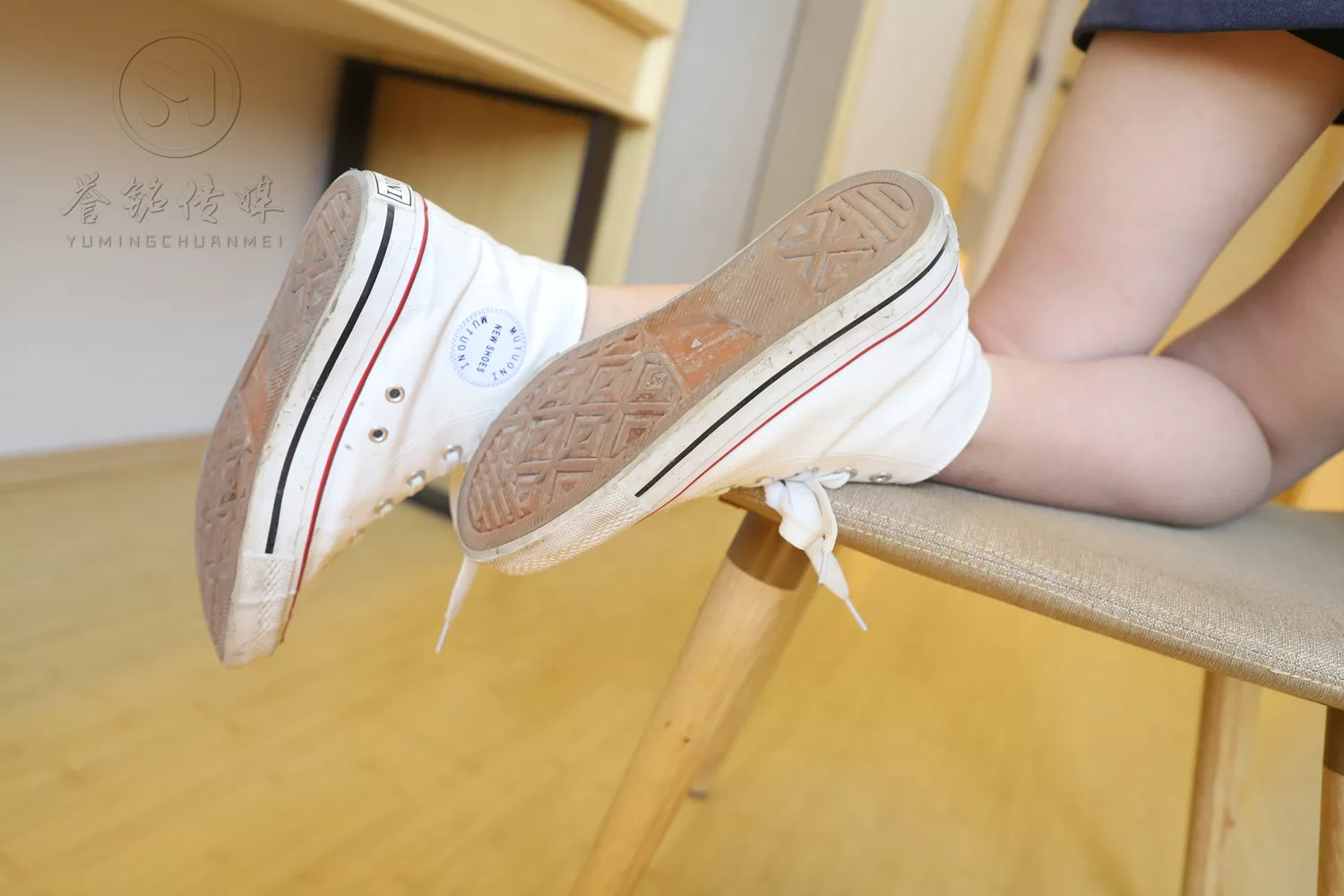 图片[22]-[誉铭传媒]袜足摄影 2019年 NO.017 爱心白棉袜[145P] – 速更版-美库