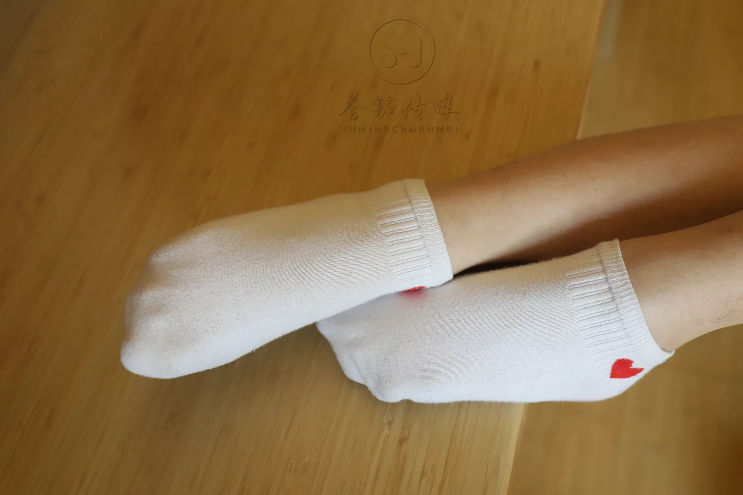 图片[50]-[誉铭传媒]袜足摄影 2019年 NO.017 爱心白棉袜[145P] – 速更版-美库