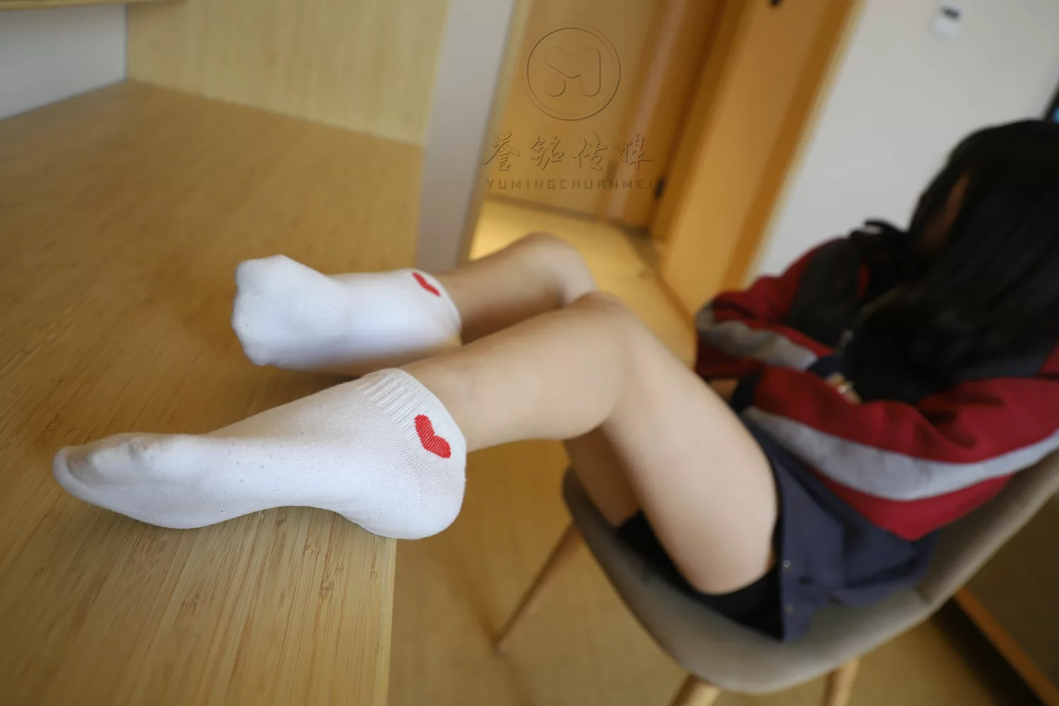 图片[51]-[誉铭传媒]袜足摄影 2019年 NO.017 爱心白棉袜[145P] – 速更版-美库