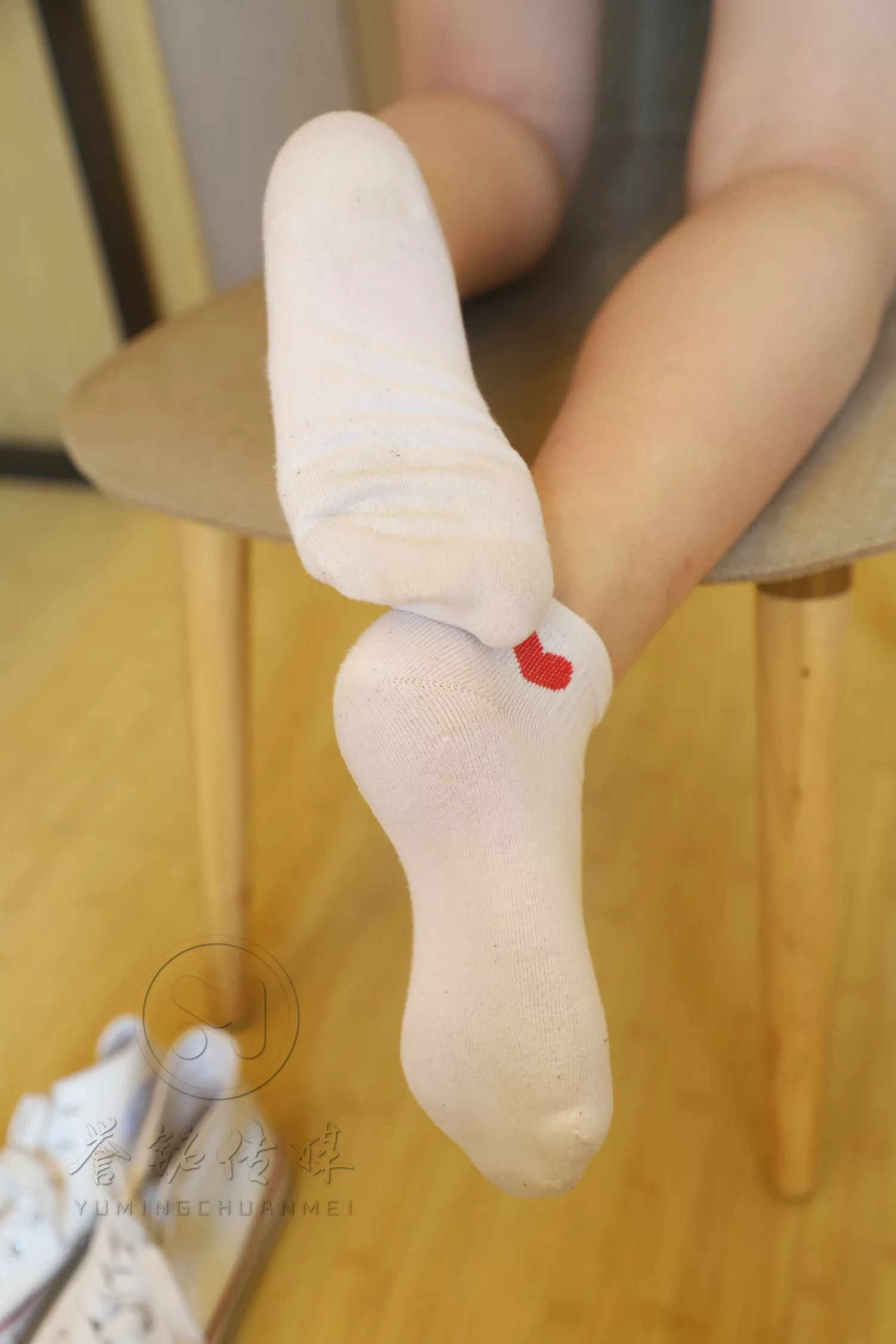 图片[60]-[誉铭传媒]袜足摄影 2019年 NO.017 爱心白棉袜[145P] – 速更版-美库