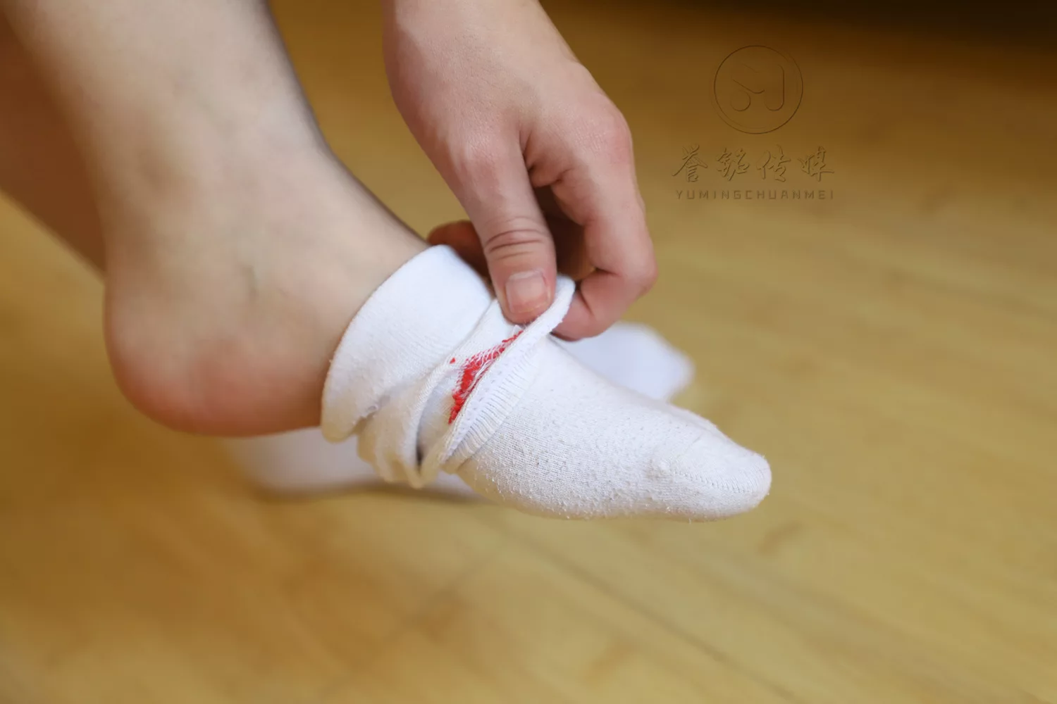 图片[100]-[誉铭传媒]袜足摄影 2019年 NO.017 爱心白棉袜[145P] – 速更版-美库