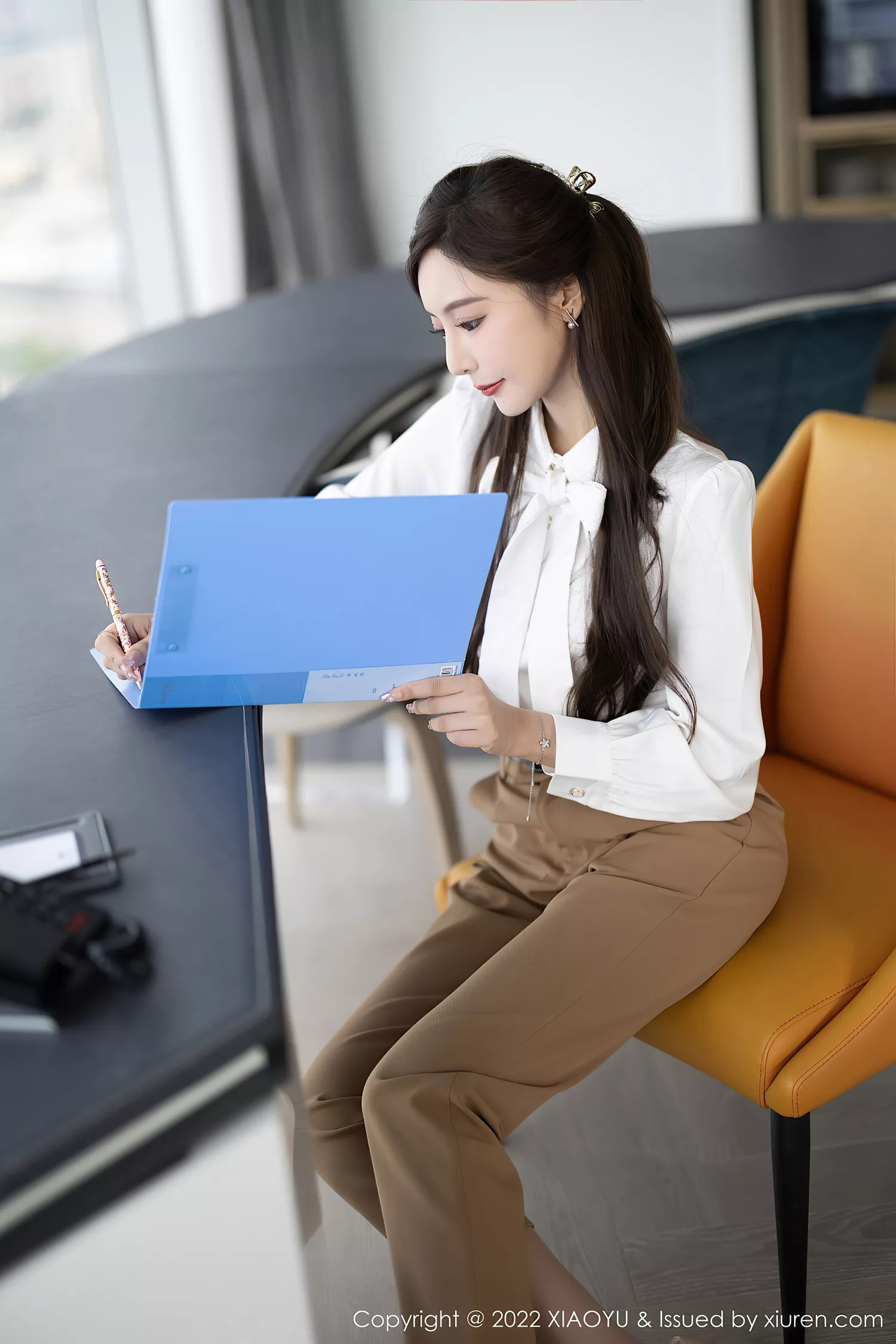 图片[14]-[XIAOYU语画界] 2022.08.29 VOL.852 王馨瑶yanni OL装扮[42P] – 速更版-美库