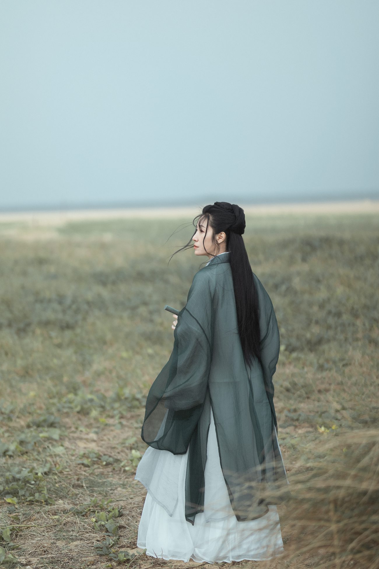 图片[11]-[YITUYU艺图语] 2021.10.21 天涯倦客 何佳 [26P] – 速更版-美库