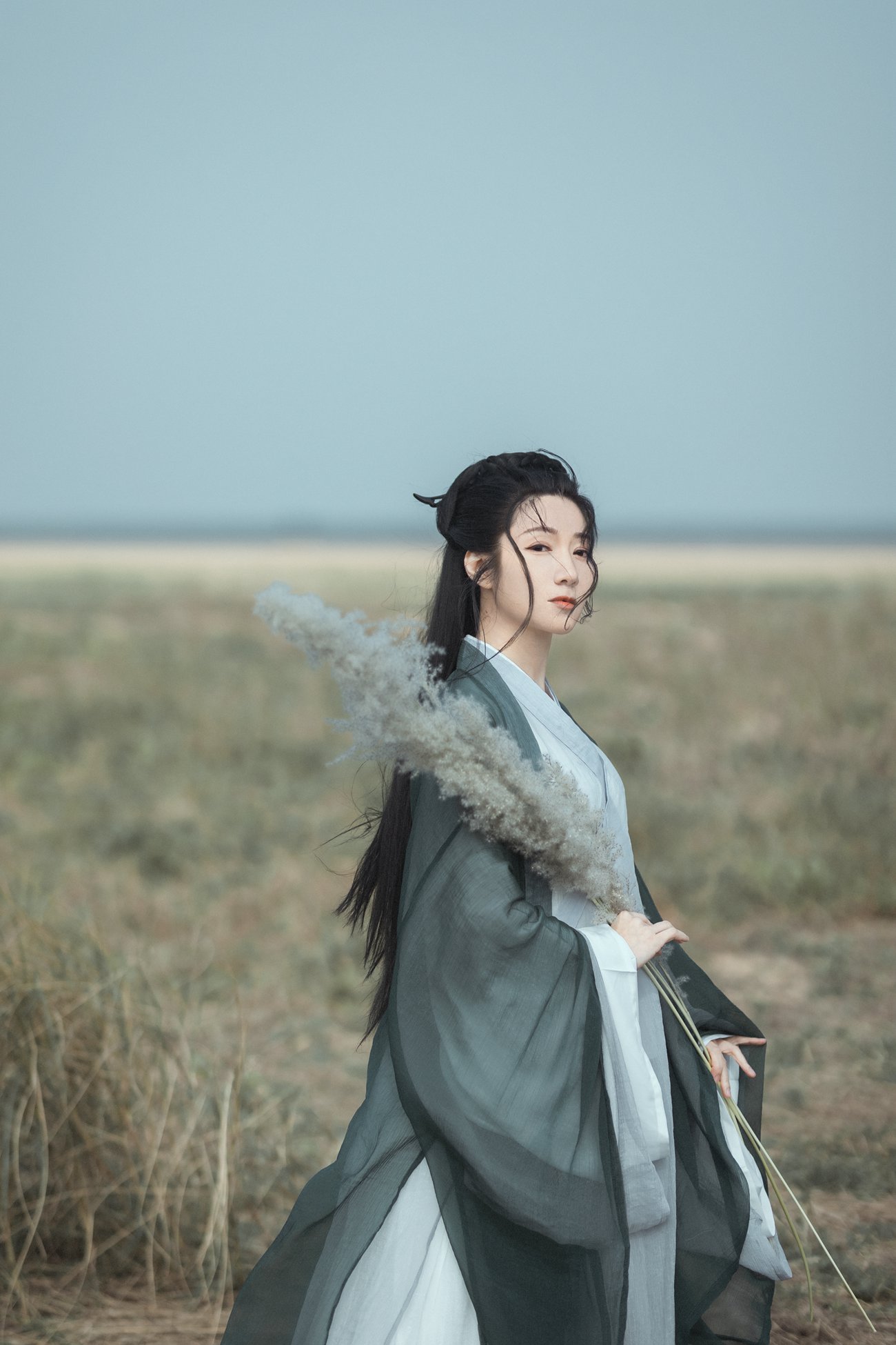 图片[13]-[YITUYU艺图语] 2021.10.21 天涯倦客 何佳 [26P] – 速更版-美库