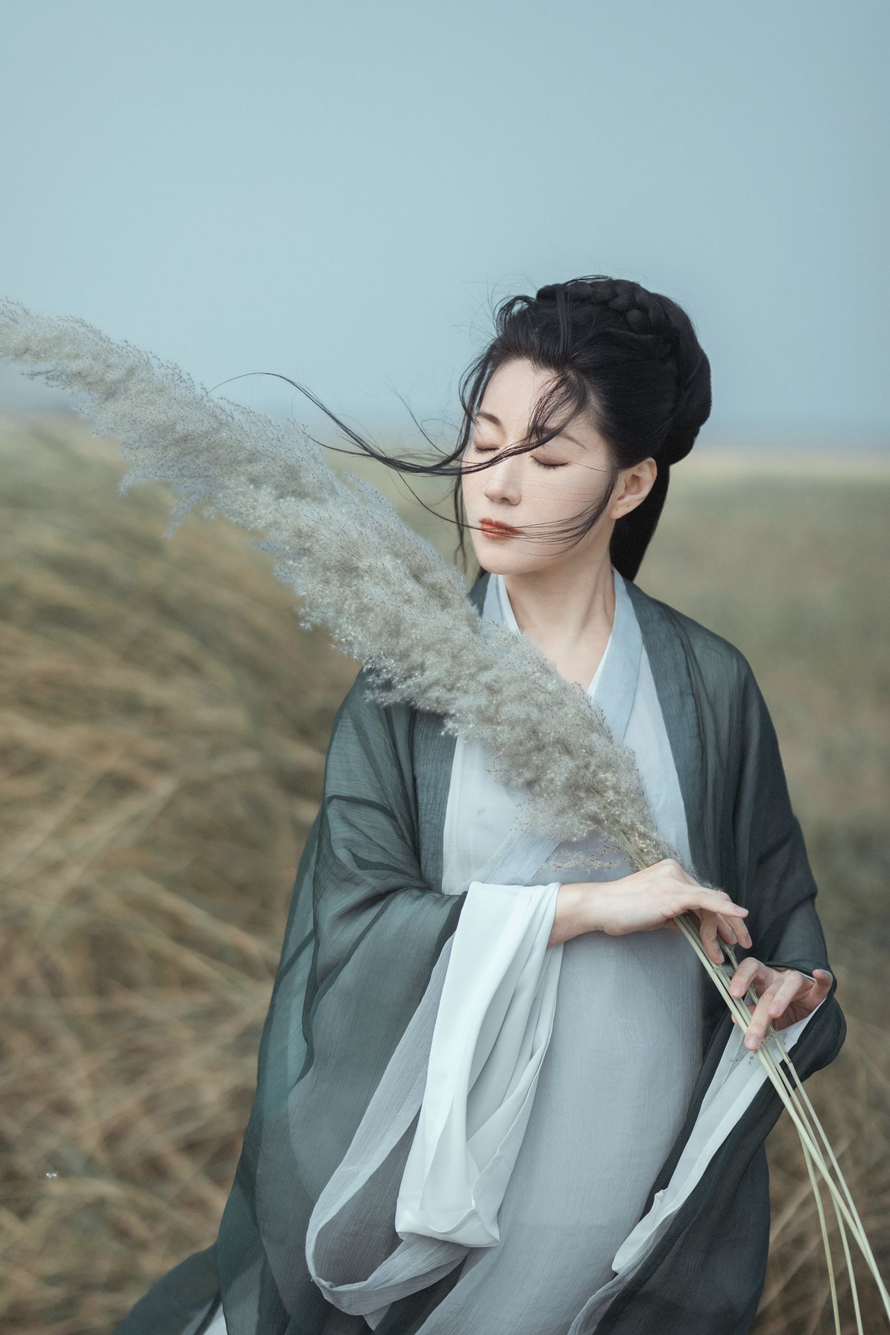 图片[17]-[YITUYU艺图语] 2021.10.21 天涯倦客 何佳 [26P] – 速更版-美库