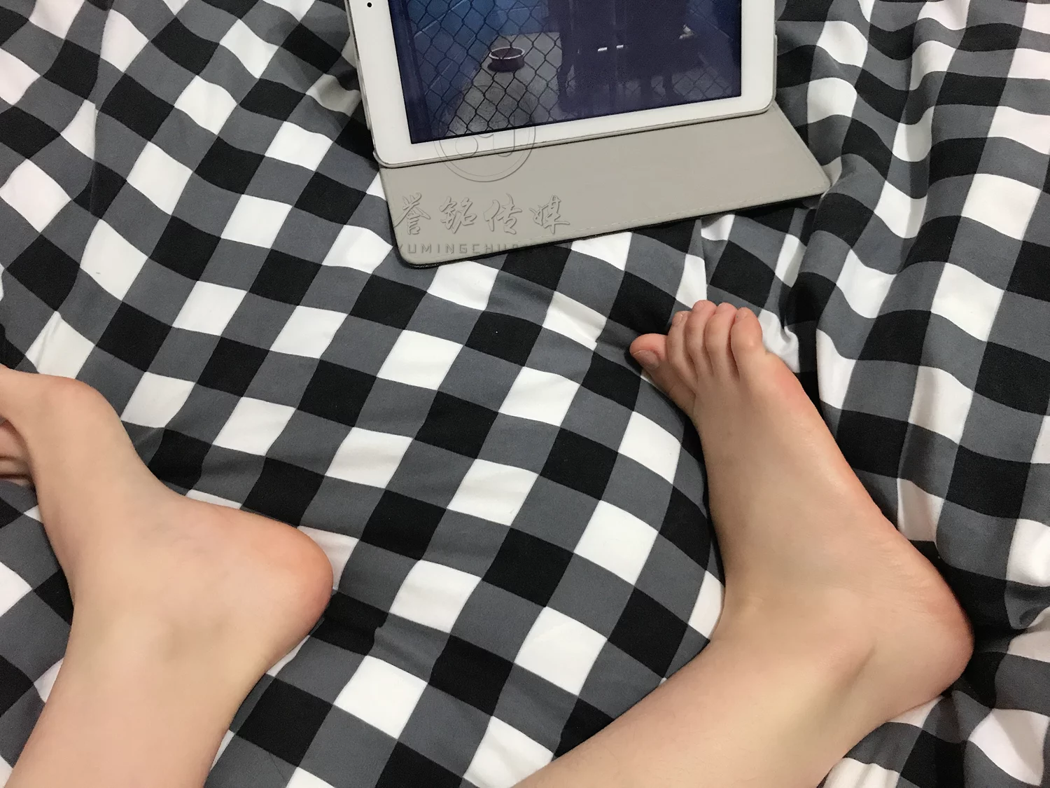 图片[11]-[誉铭传媒]袜足摄影 2019年 NO.022 丝足自拍[123P] – 速更版-美库