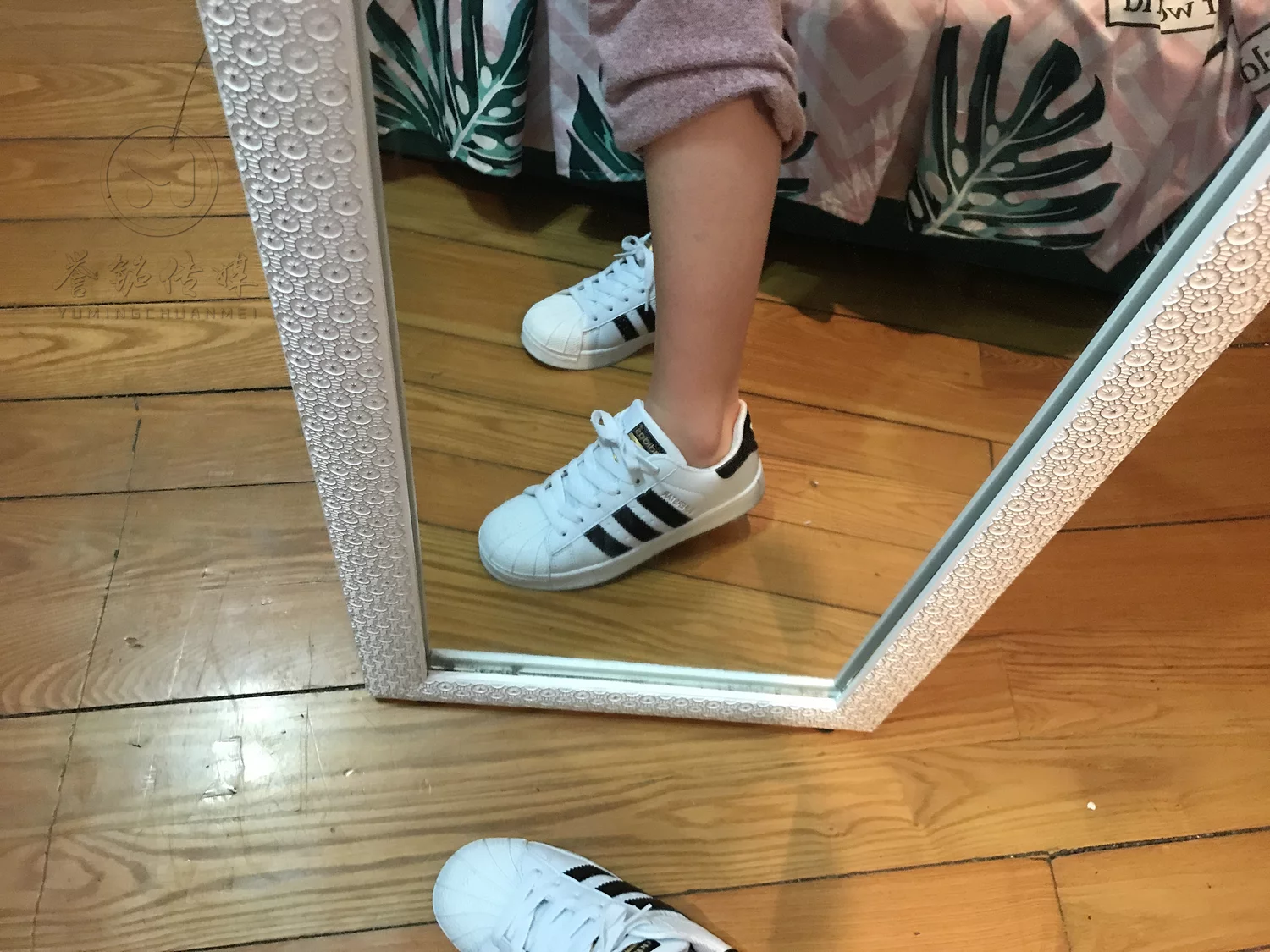 图片[25]-[誉铭传媒]袜足摄影 2019年 NO.022 丝足自拍[123P] – 速更版-美库