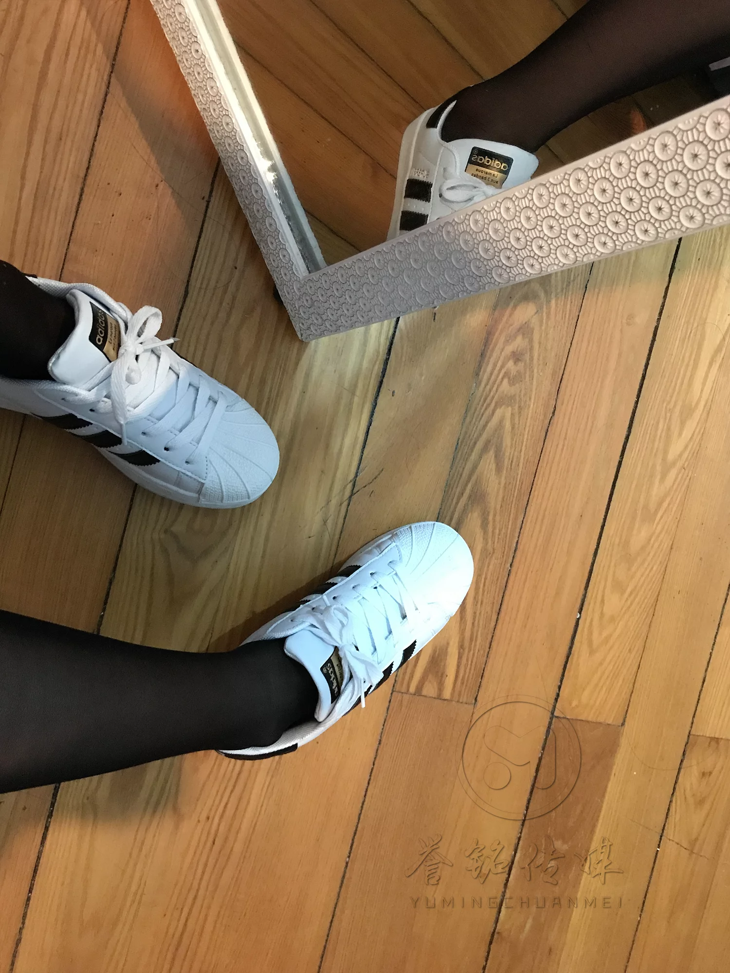 图片[60]-[誉铭传媒]袜足摄影 2019年 NO.022 丝足自拍[123P] – 速更版-美库