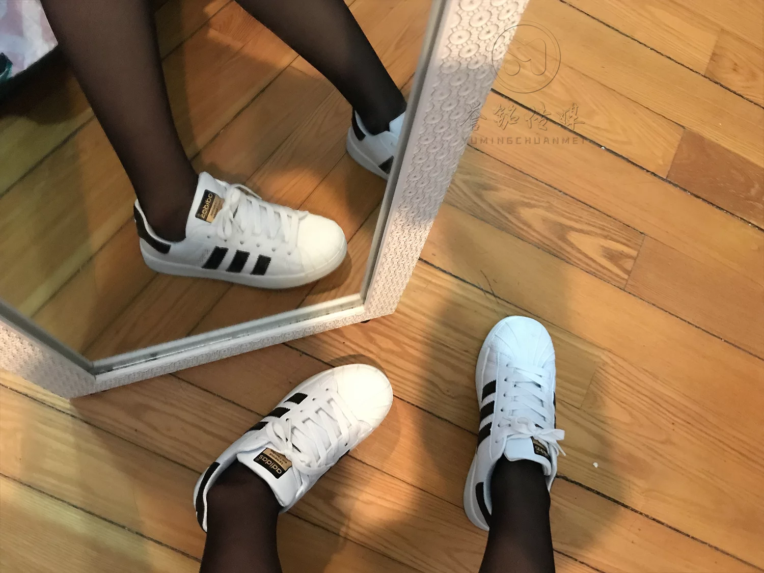 图片[64]-[誉铭传媒]袜足摄影 2019年 NO.022 丝足自拍[123P] – 速更版-美库