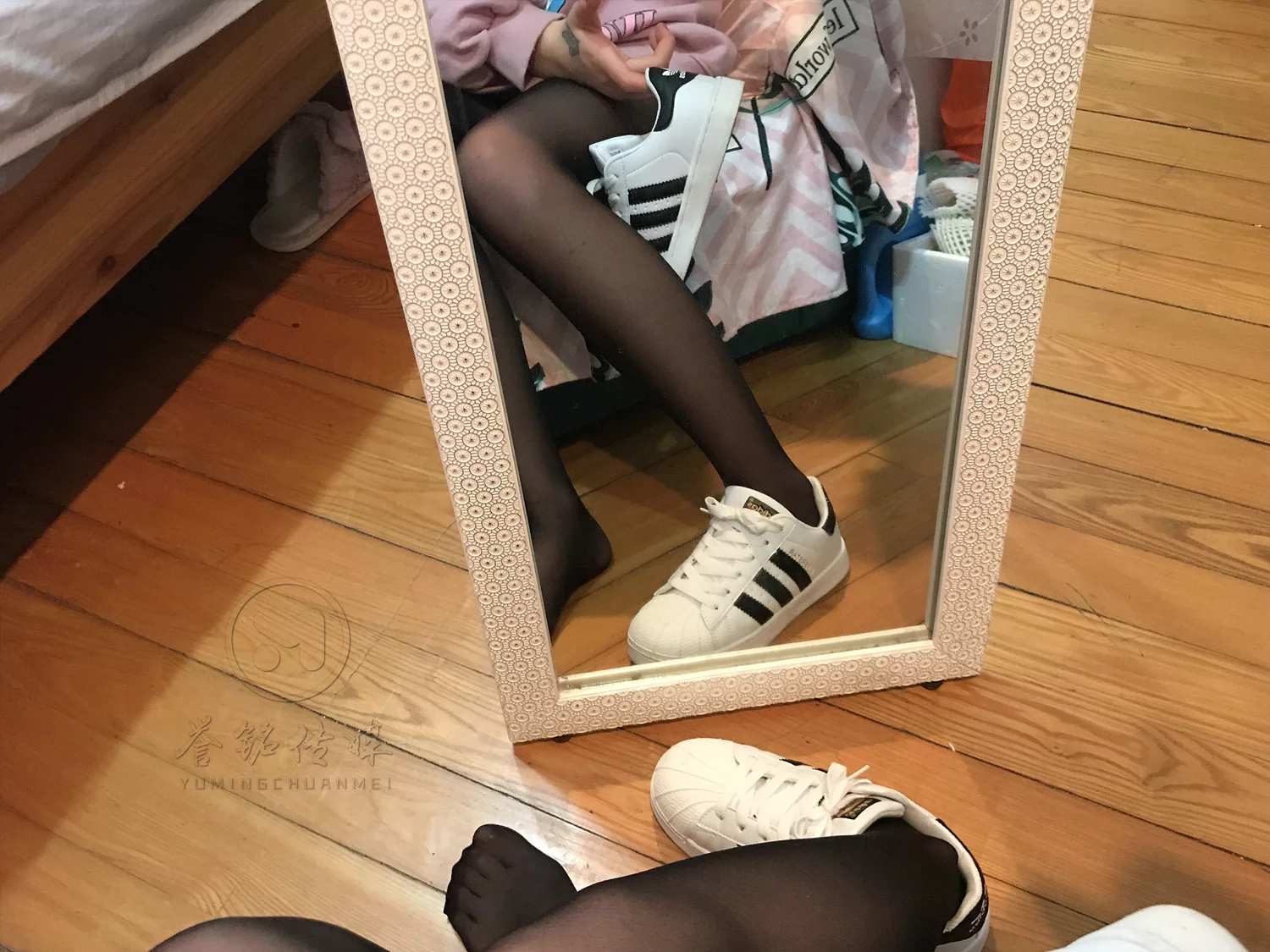 图片[73]-[誉铭传媒]袜足摄影 2019年 NO.022 丝足自拍[123P] – 速更版-美库