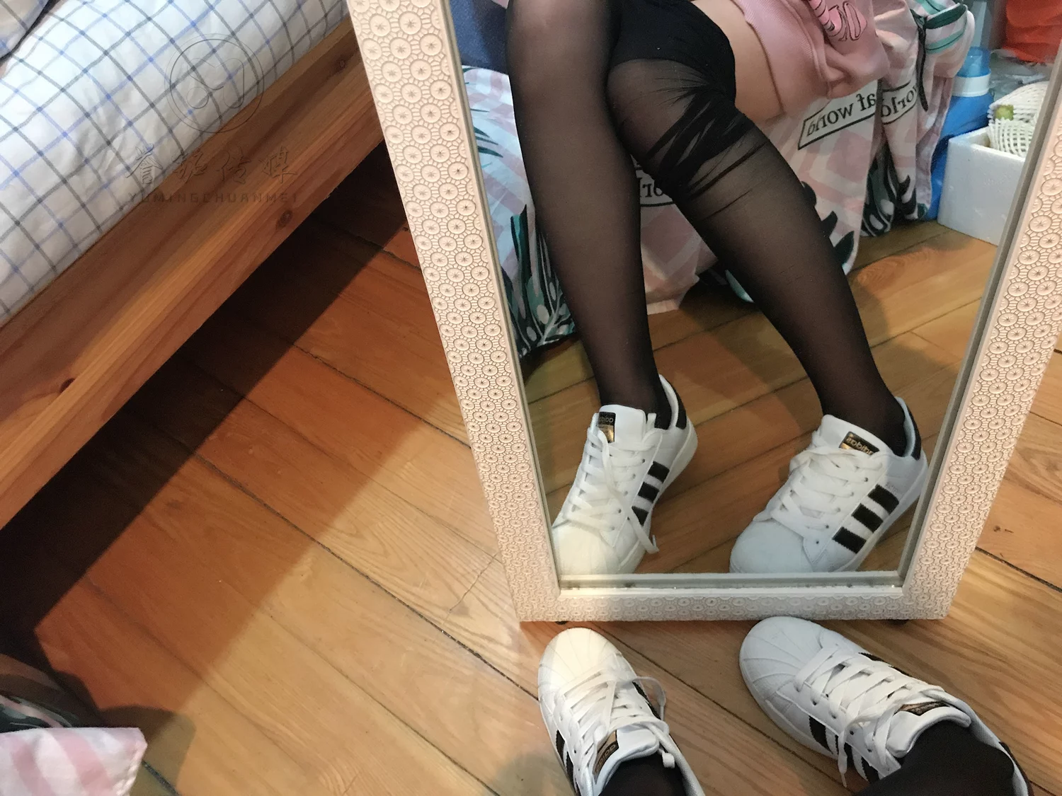 图片[119]-[誉铭传媒]袜足摄影 2019年 NO.022 丝足自拍[123P] – 速更版-美库