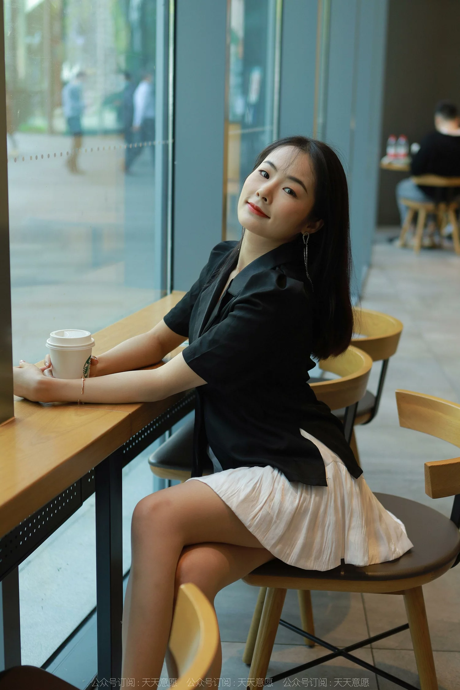 图片[63]-[IESS异思趣向] 2022.05.06 丝享家1080：小金《简约黑色凉鞋[85P] – 速更版-美库