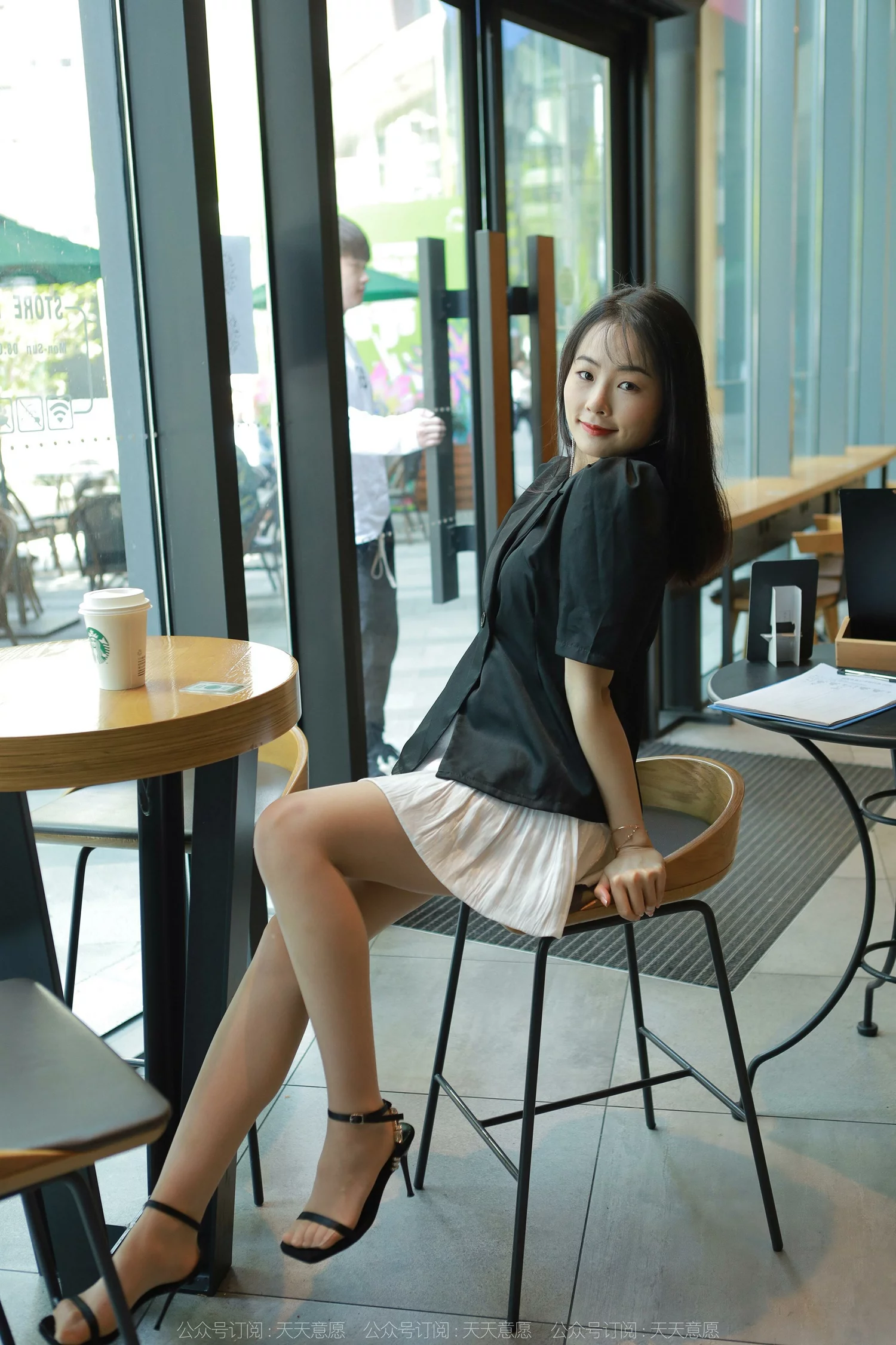 图片[68]-[IESS异思趣向] 2022.05.06 丝享家1080：小金《简约黑色凉鞋[85P] – 速更版-美库