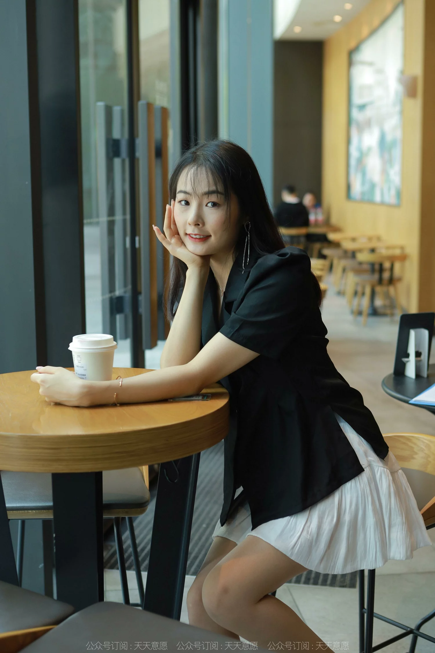 图片[80]-[IESS异思趣向] 2022.05.06 丝享家1080：小金《简约黑色凉鞋[85P] – 速更版-美库