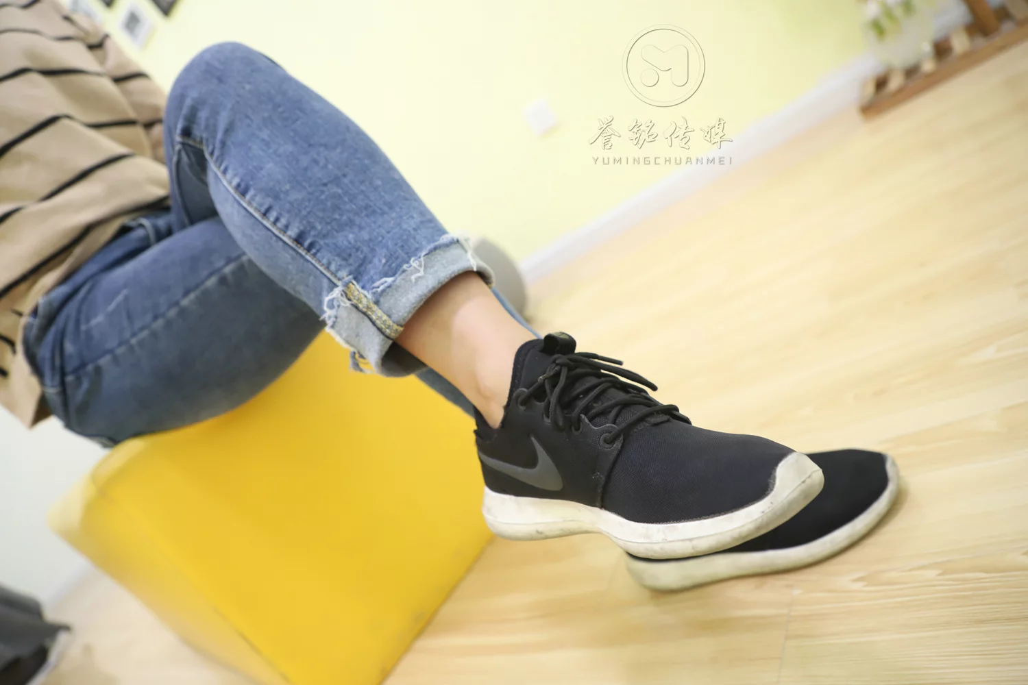 图片[11]-[誉铭传媒]袜足摄影 2019年 NO.023 人美足靓[130P] – 速更版-美库