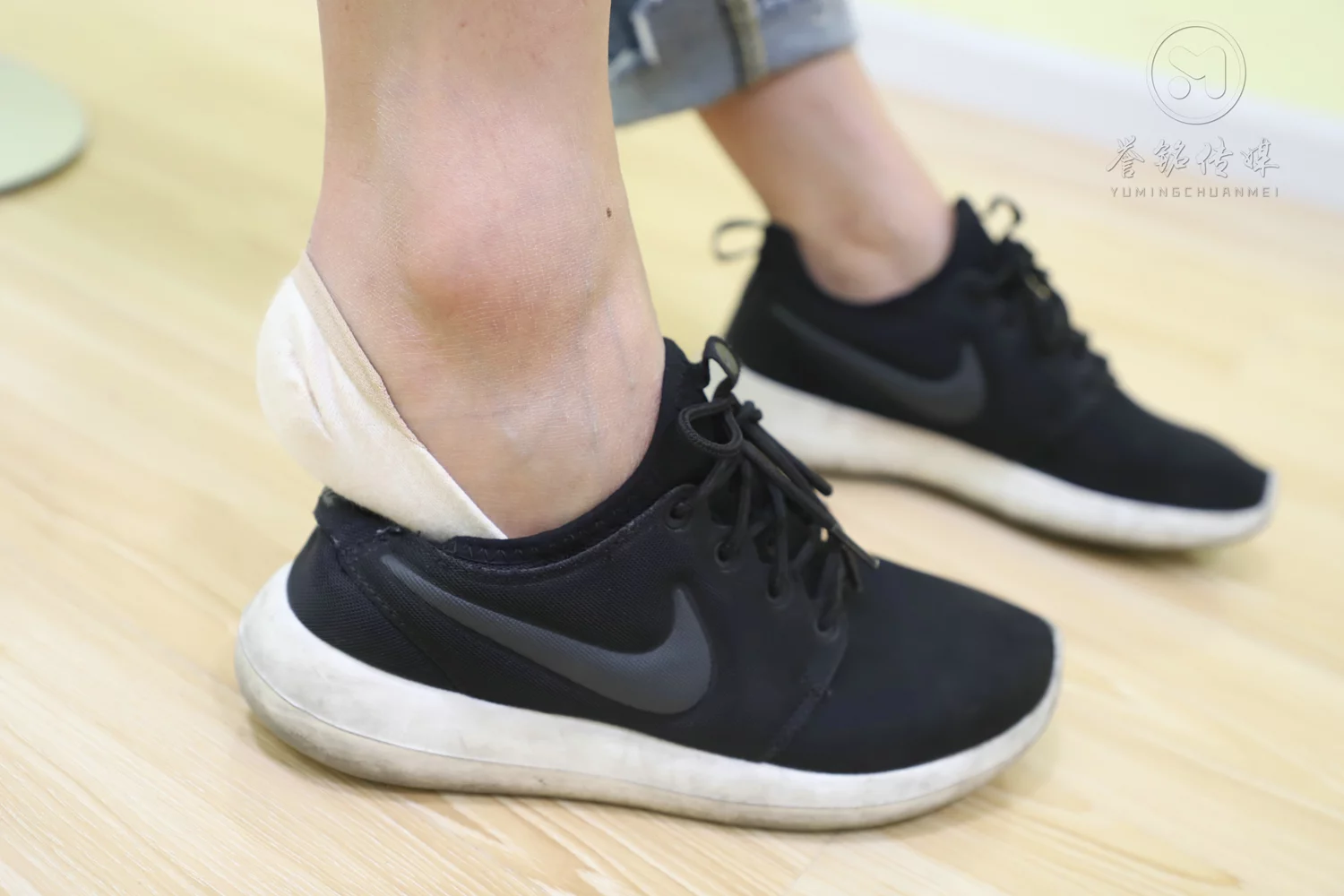 图片[24]-[誉铭传媒]袜足摄影 2019年 NO.023 人美足靓[130P] – 速更版-美库