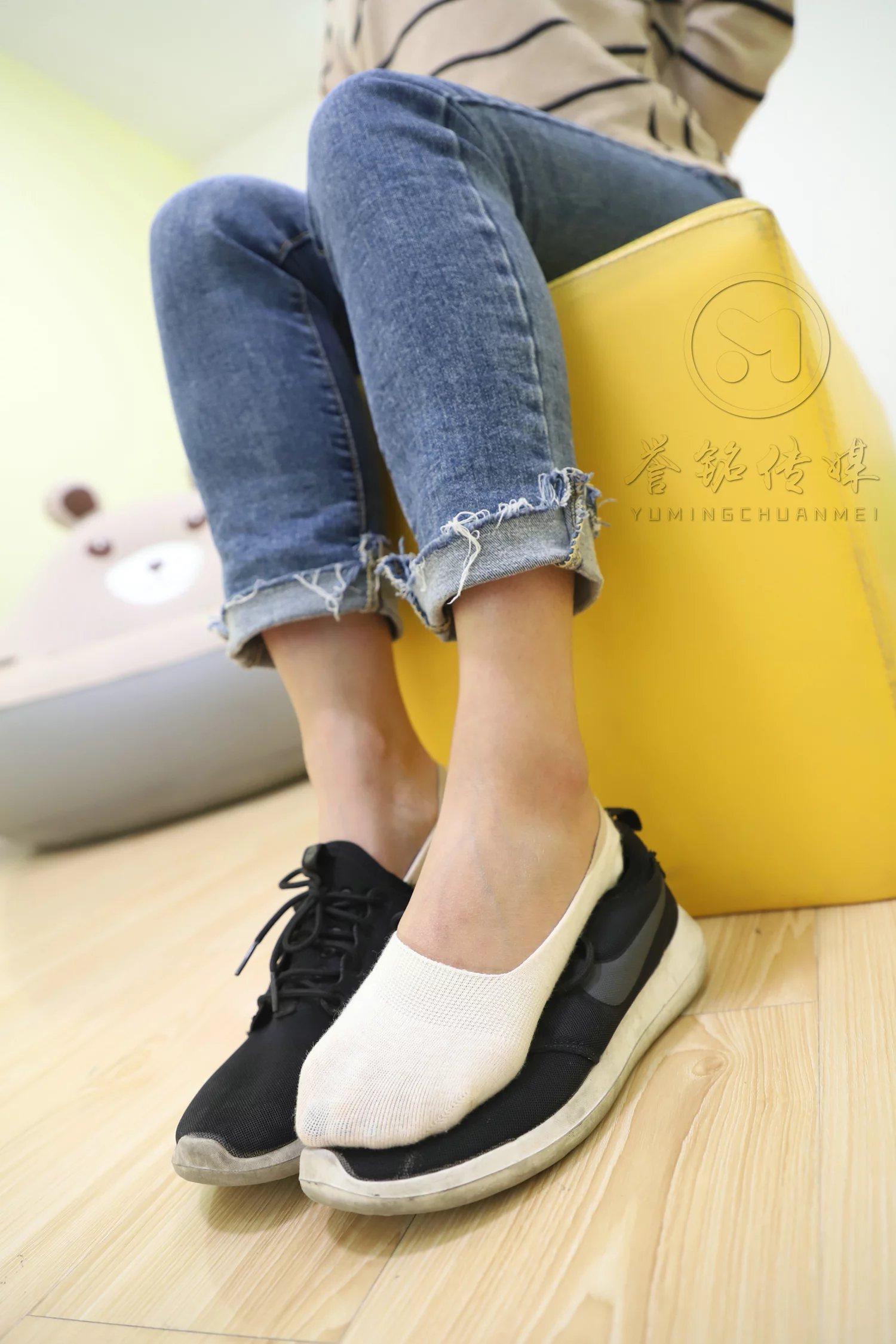 图片[33]-[誉铭传媒]袜足摄影 2019年 NO.023 人美足靓[130P] – 速更版-美库