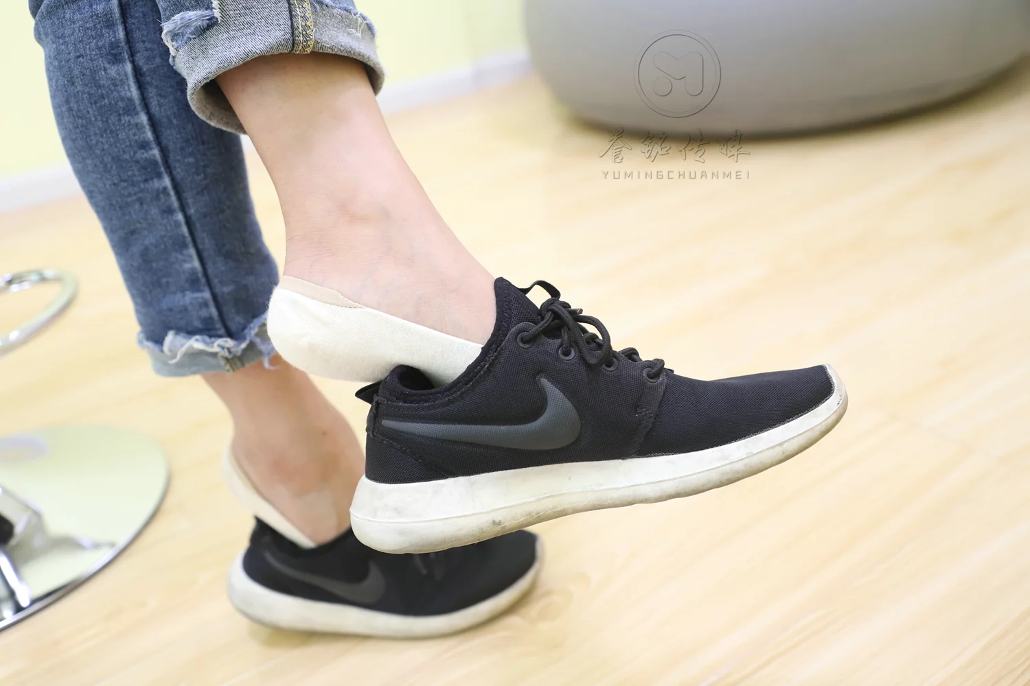 图片[58]-[誉铭传媒]袜足摄影 2019年 NO.023 人美足靓[130P] – 速更版-美库