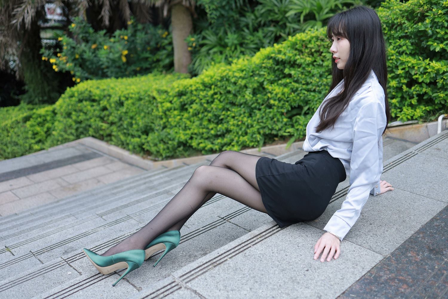 图片[22]-[IESS异思趣向] 耽丝 220621团团 [80P] – 速更版-美库