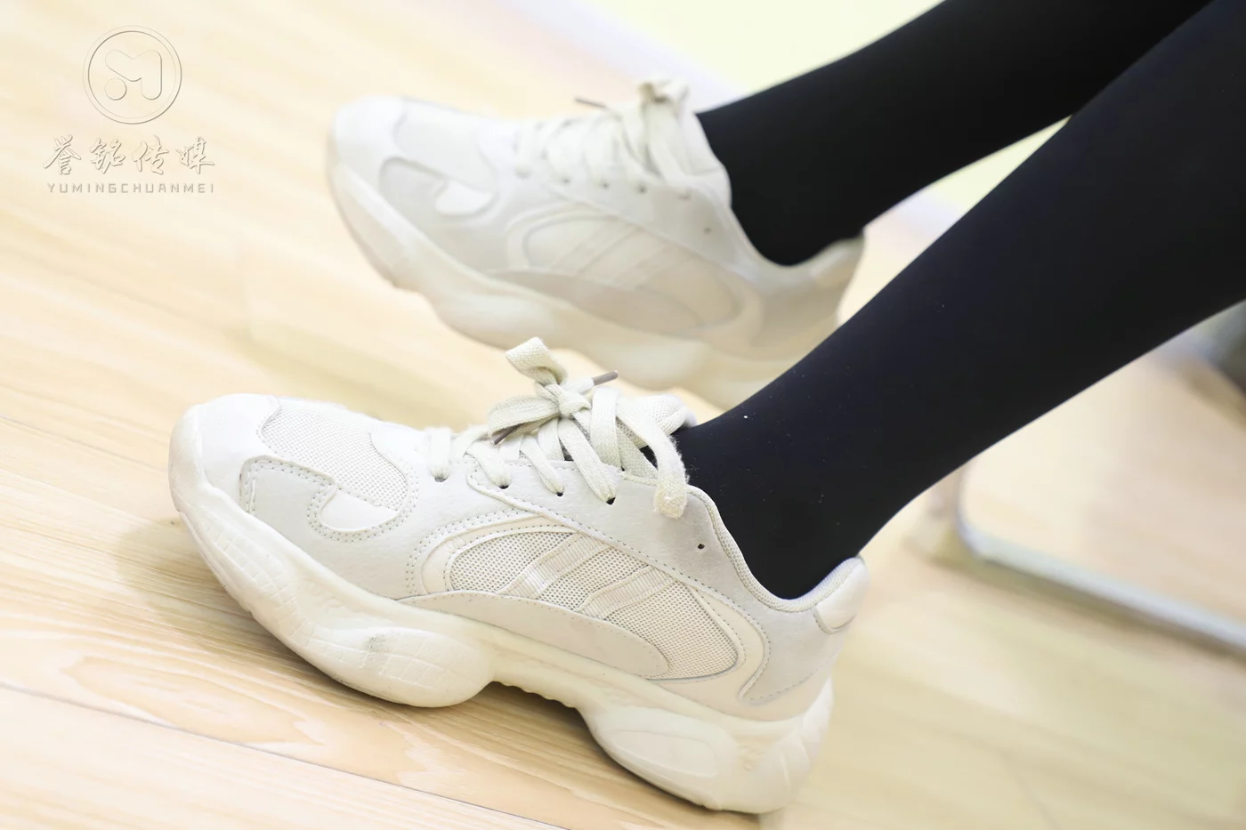 图片[16]-[誉铭传媒]袜足摄影 2019年 NO.024 学妹黑丝[132P] – 速更版-美库