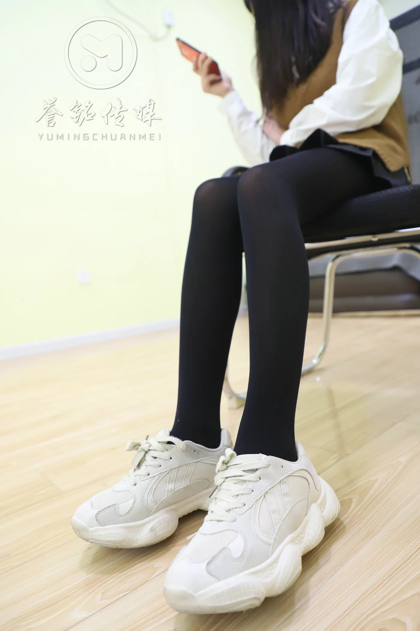 图片[17]-[誉铭传媒]袜足摄影 2019年 NO.024 学妹黑丝[132P] – 速更版-美库