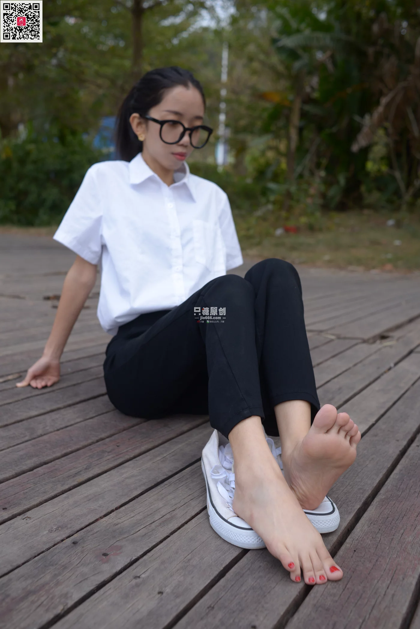 图片[136]-[只糖原创]NO.547 弯弯 萤火虫遇见星光[151P] – 速更版-美库