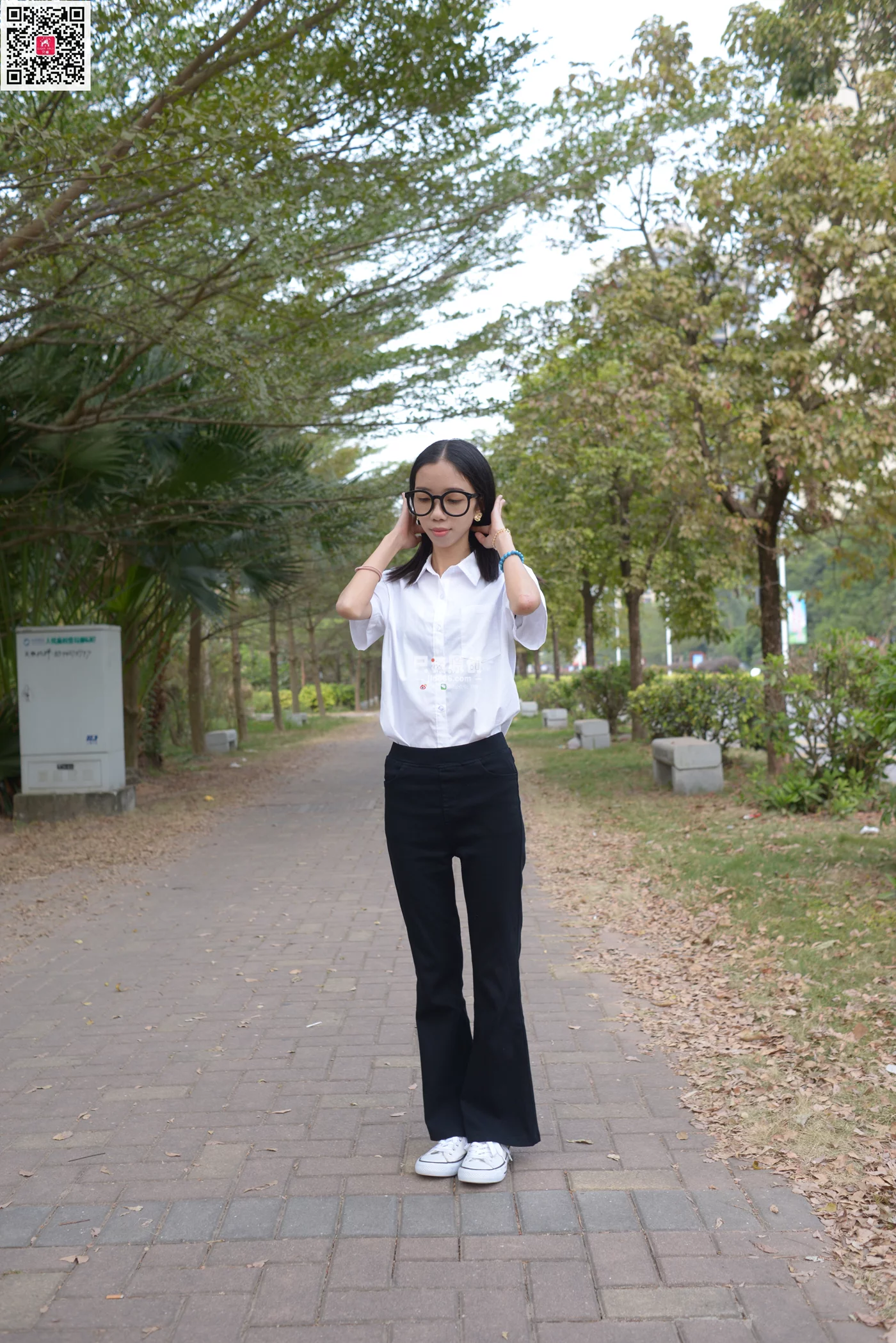 图片[150]-[只糖原创]NO.547 弯弯 萤火虫遇见星光[151P] – 速更版-美库